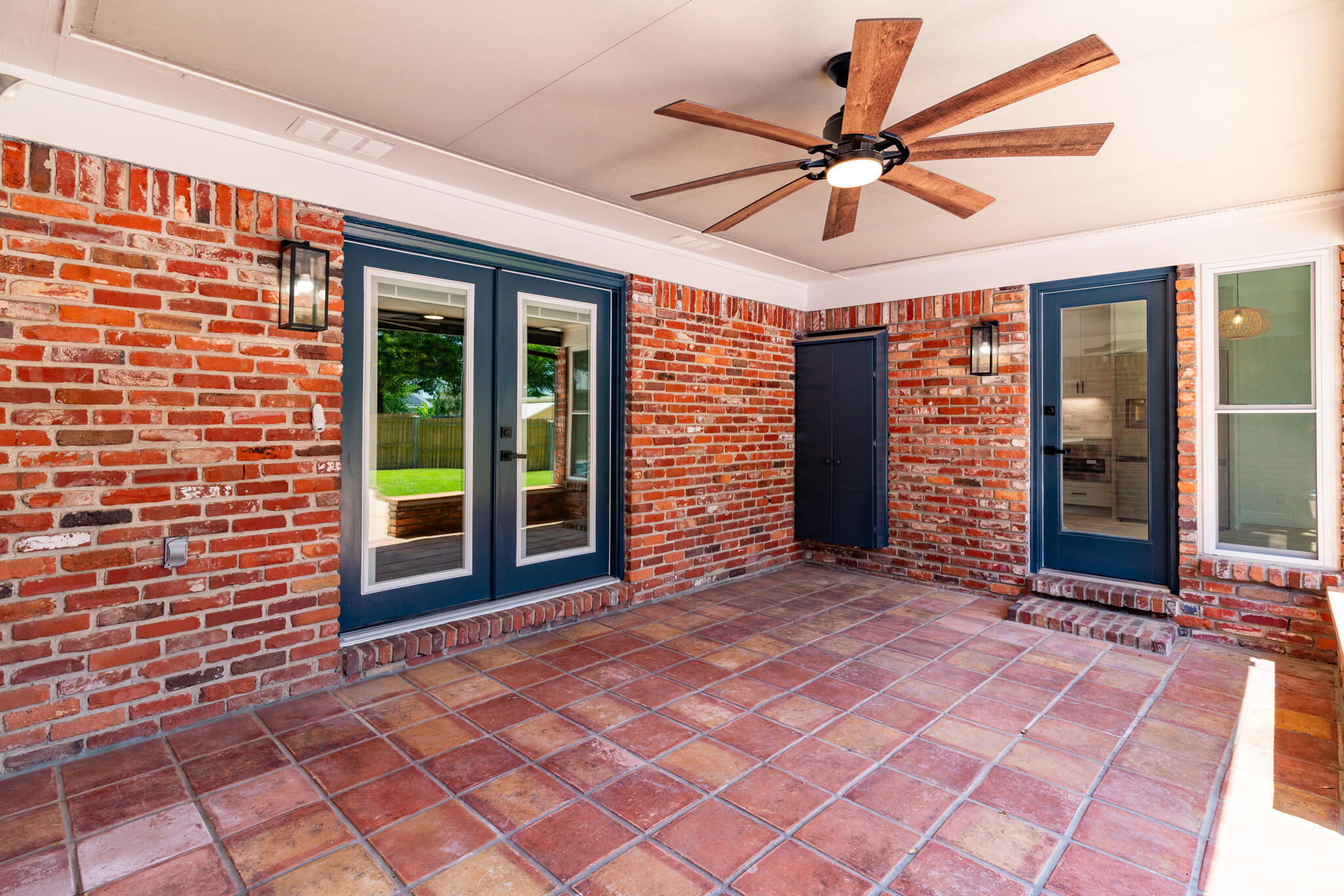 BAYOU WOODS 3RD ADDN - Residential