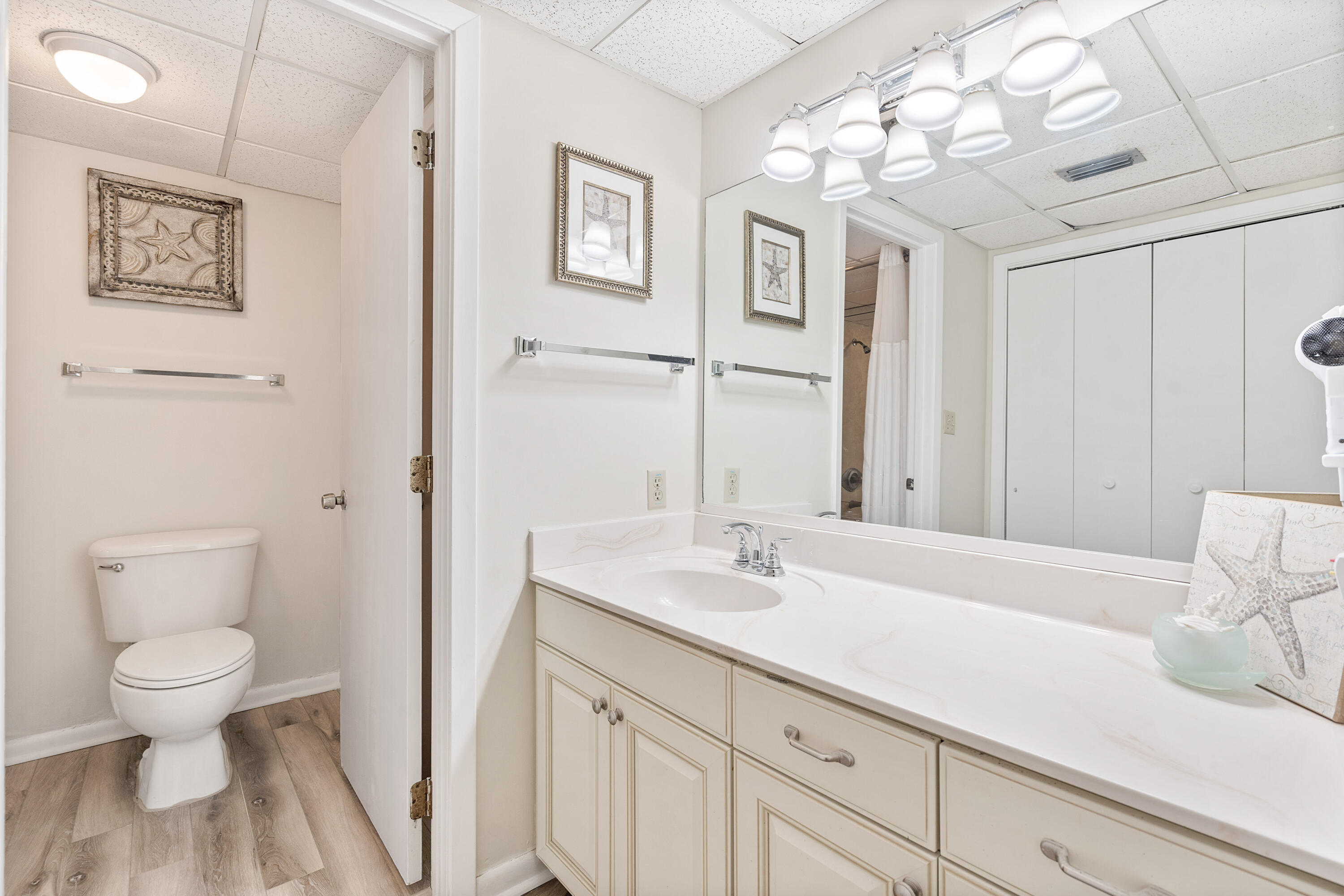 EDGEWATER TOWER 1 - Residential