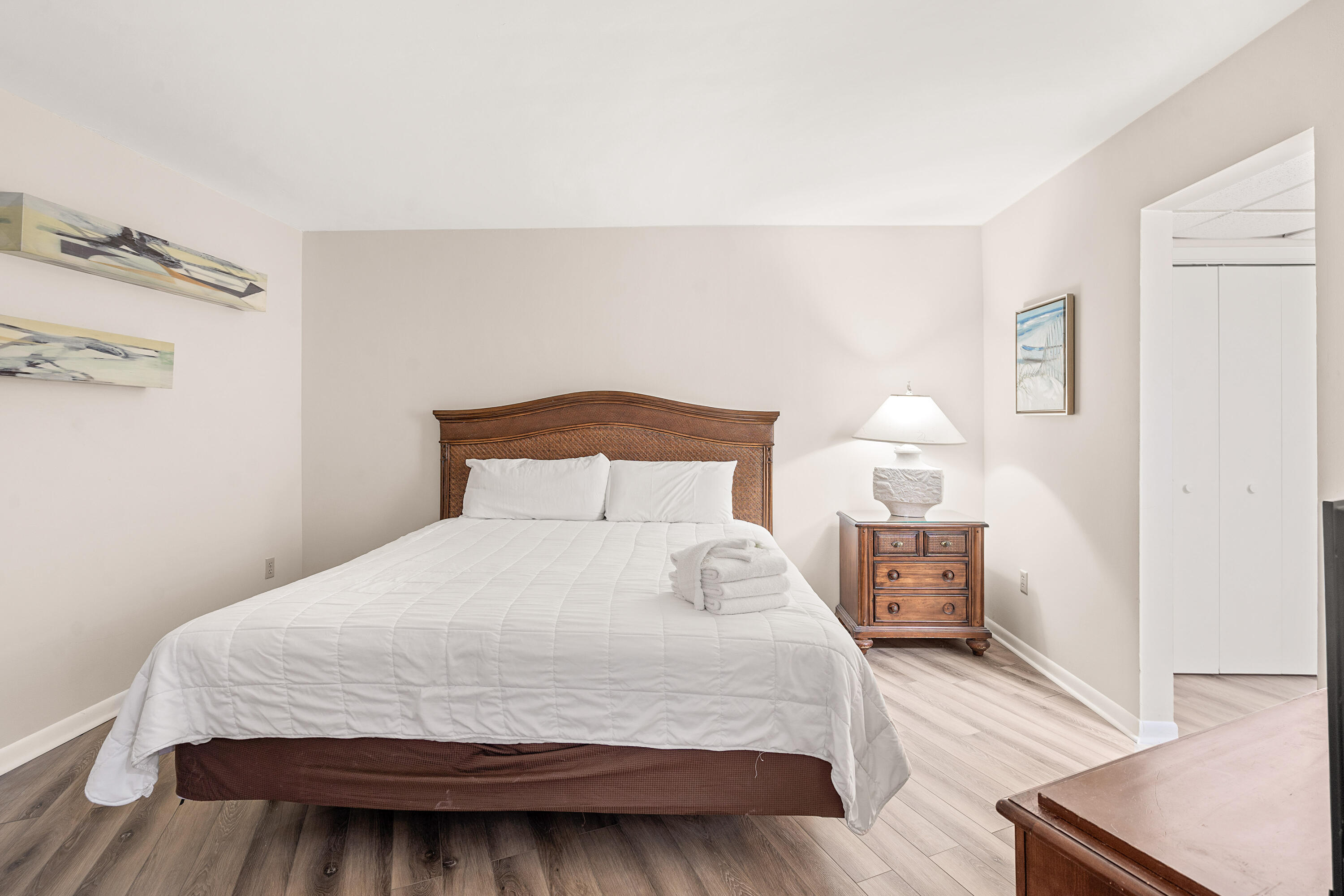 EDGEWATER TOWER 1 - Residential