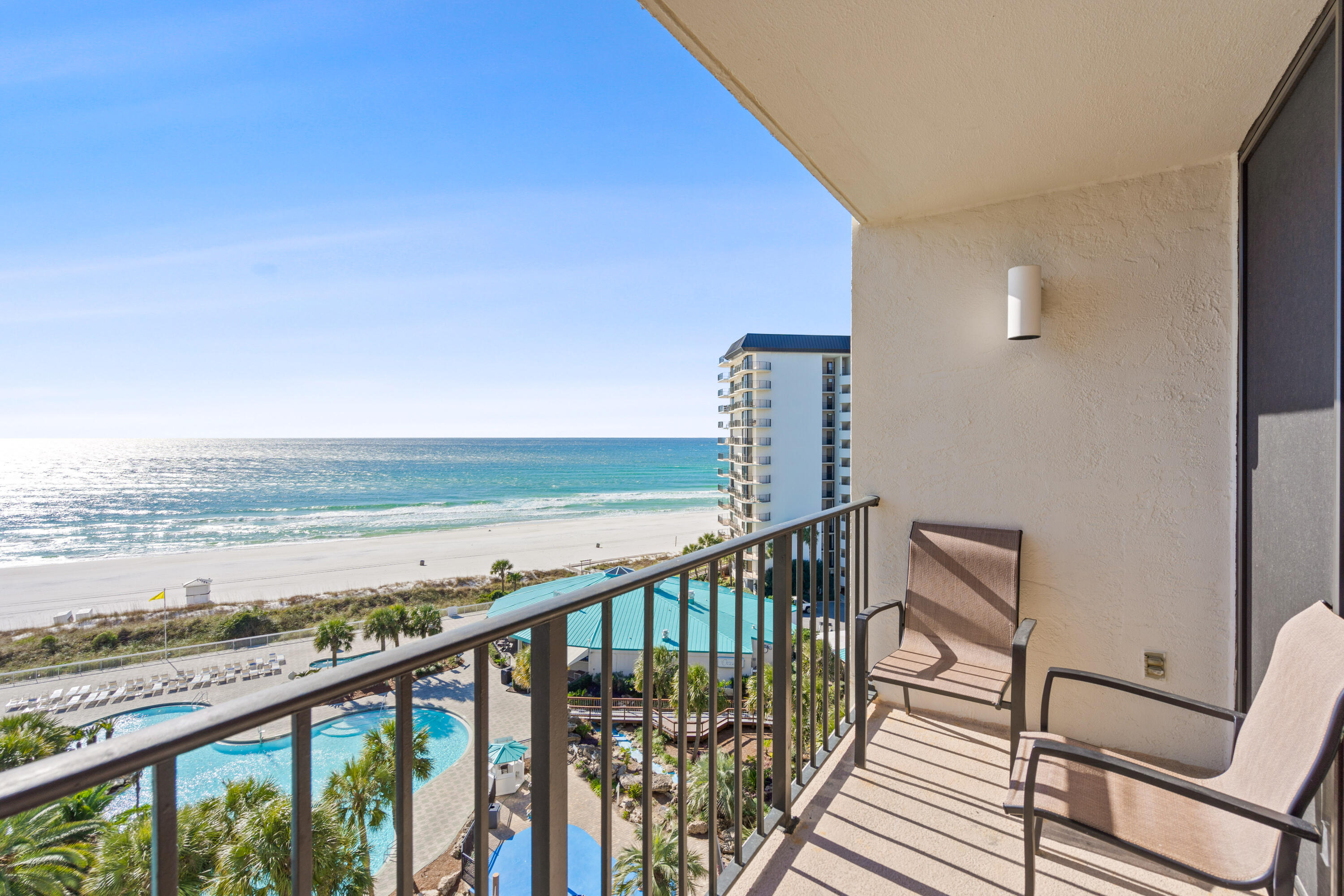 EDGEWATER TOWER 1 - Residential