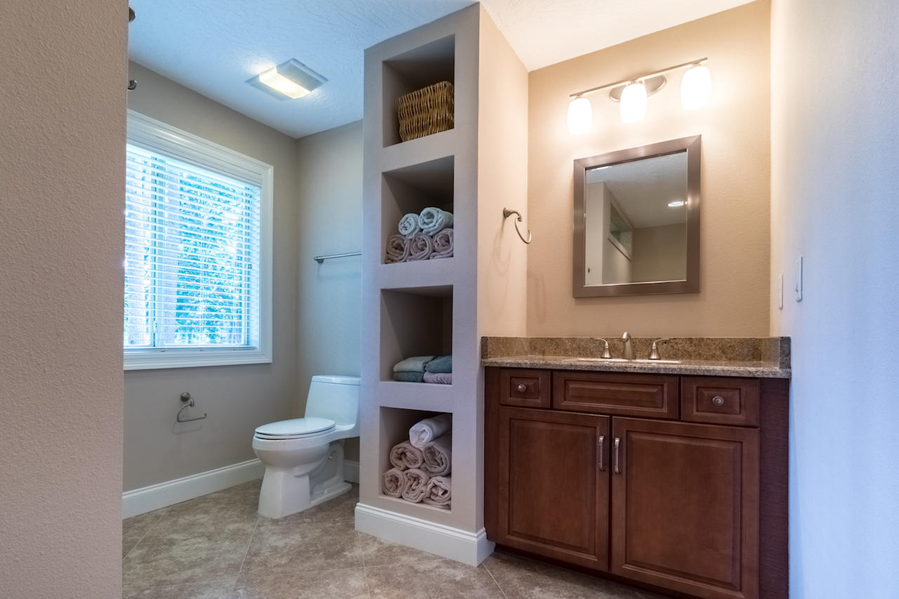 ROCKY BAYOU COUNTRY CLUB ESTATES 1 - Residential