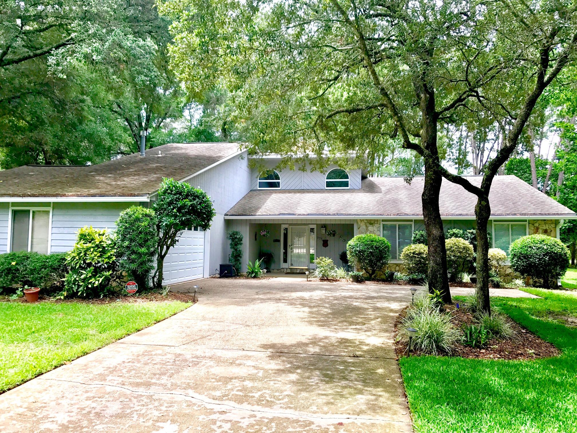 ROCKY BAYOU COUNTRY CLUB ESTATES 1 - Residential