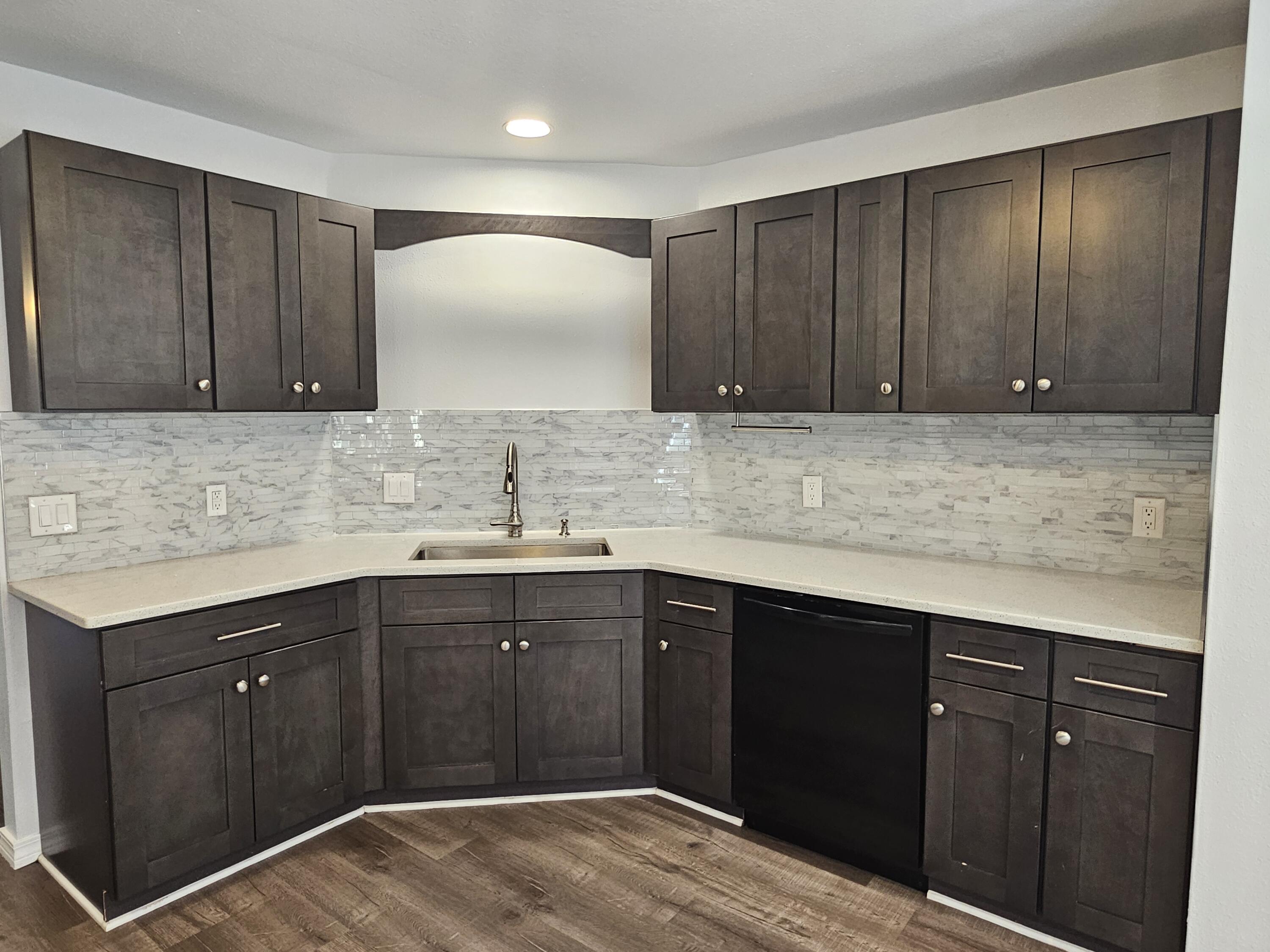 NORTHVIEW ESTATES 7TH ADDN - Residential Lease