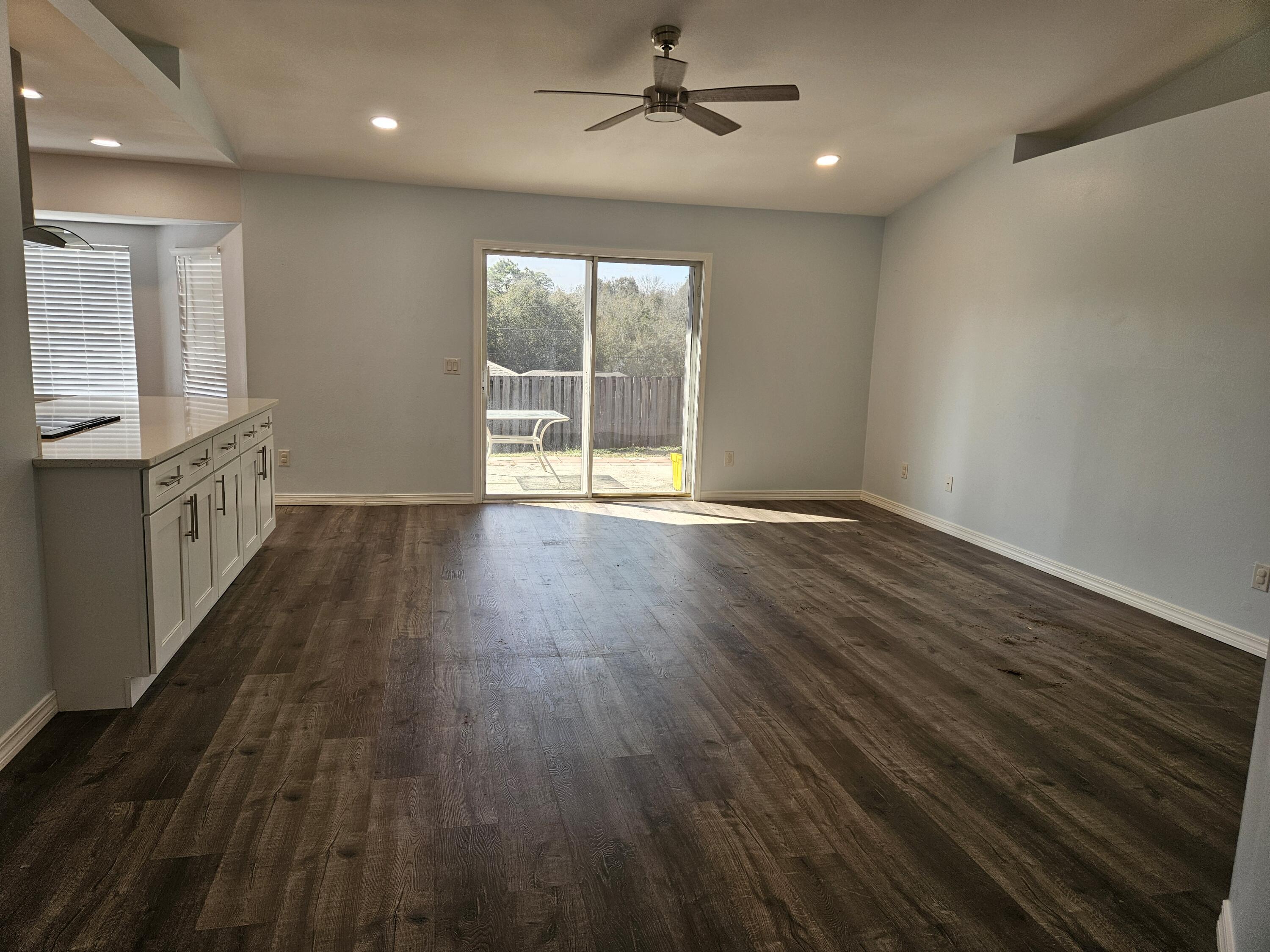 NORTHVIEW ESTATES 7TH ADDN - Residential Lease