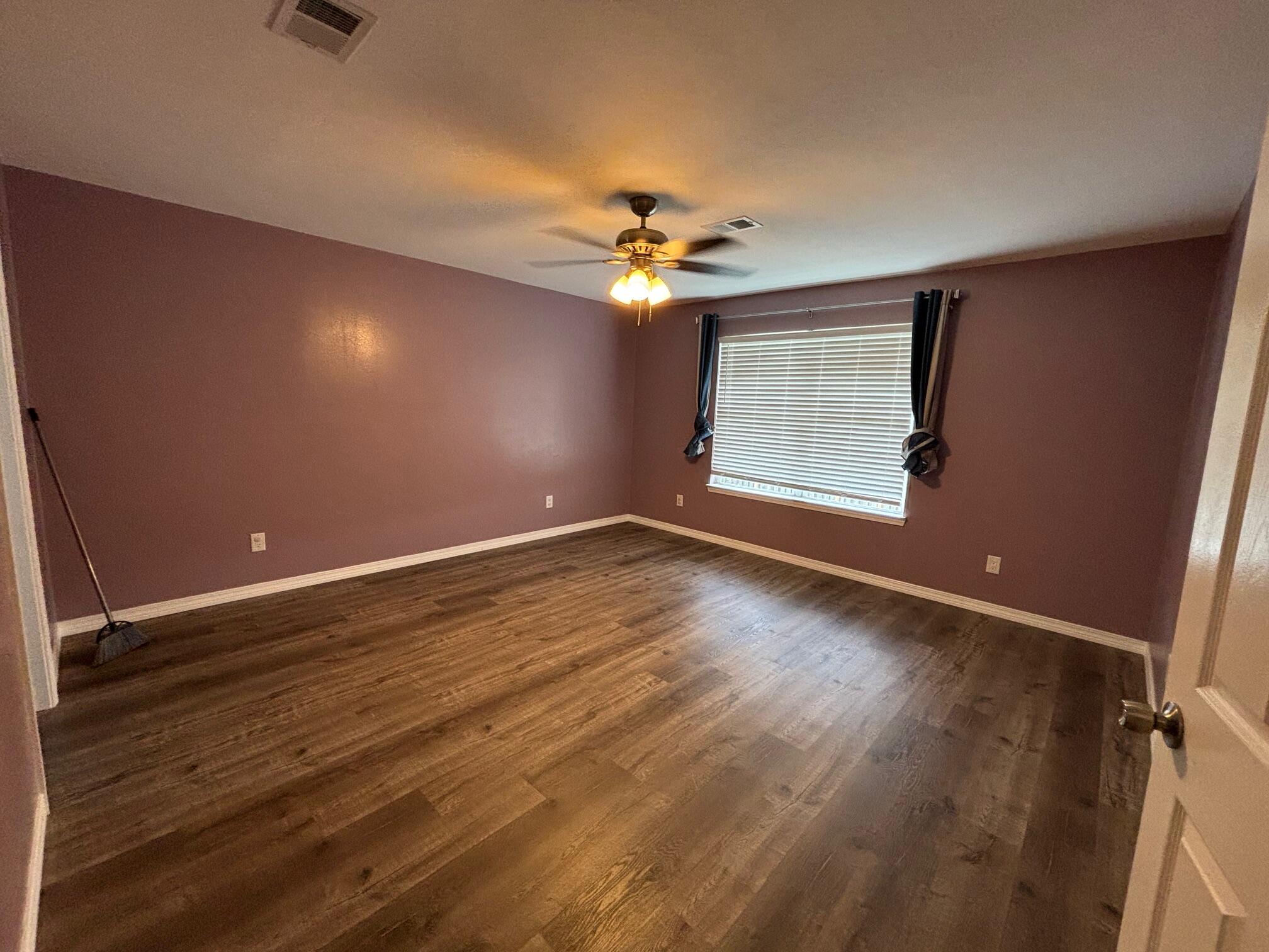 NORTHVIEW ESTATES 7TH ADDN - Residential Lease