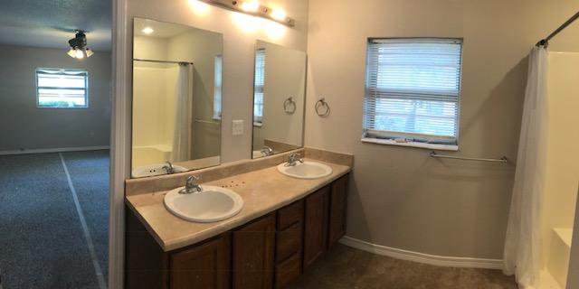 HIGHLAND PARK - Residential Lease