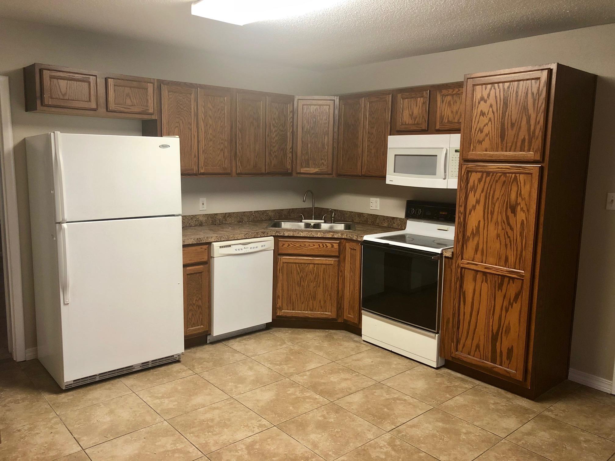 HIGHLAND PARK - Residential Lease