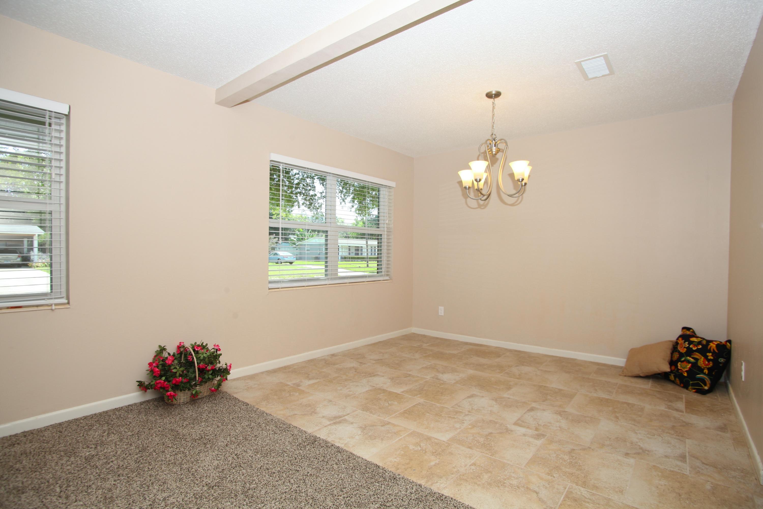 OAK TREE PARK - Residential