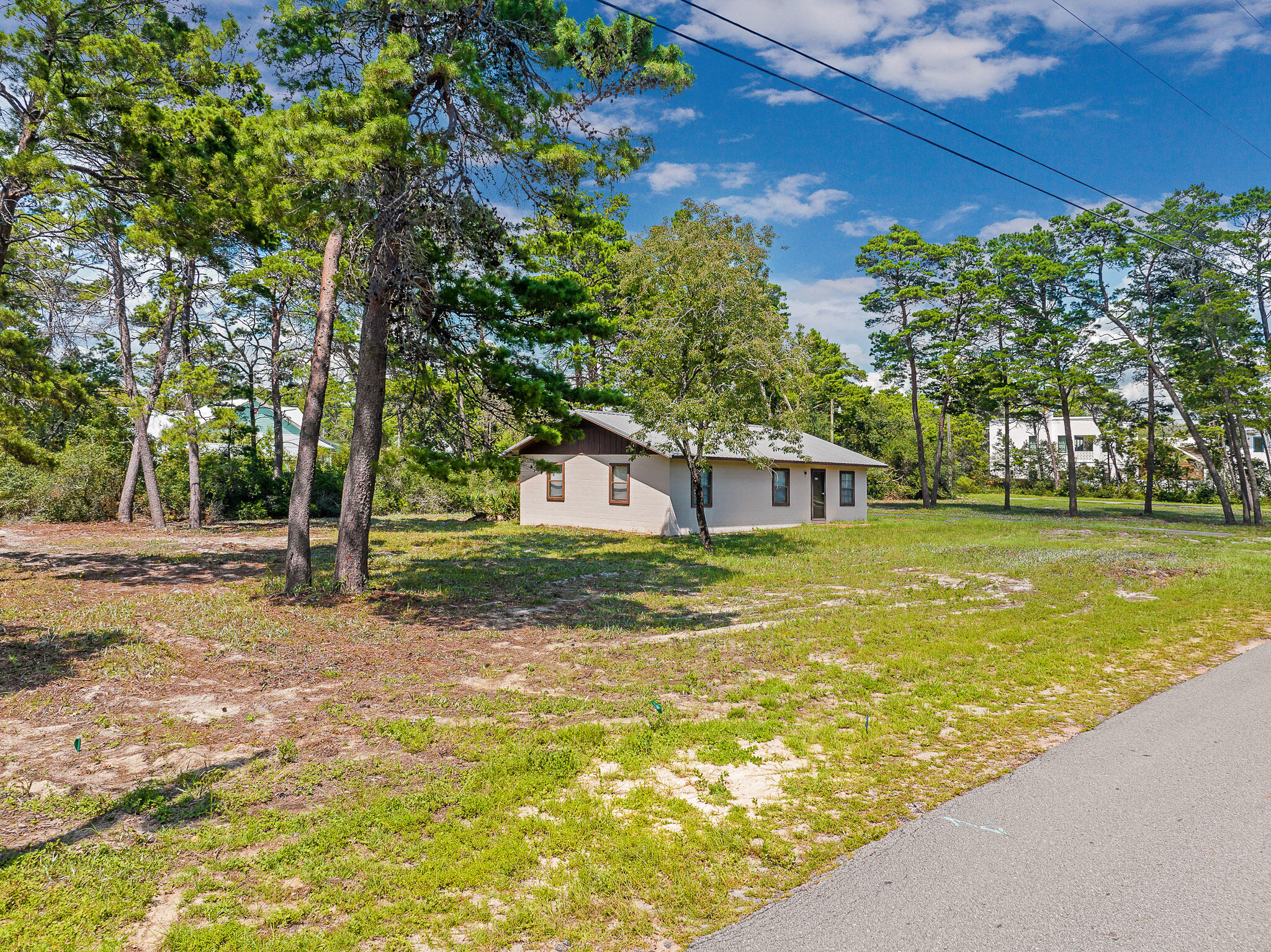 LAKE SHORE ESTATES - Residential