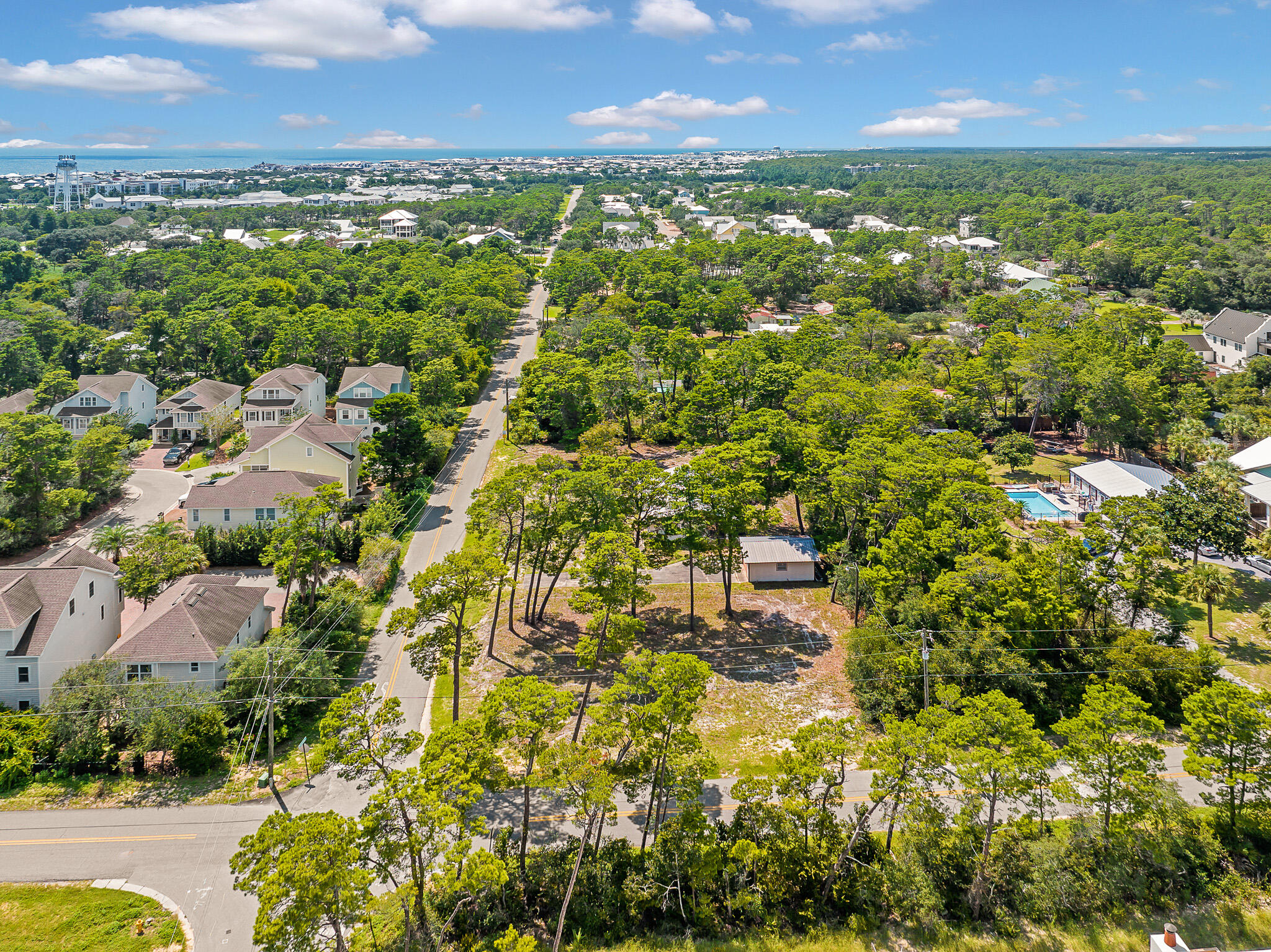 LAKE SHORE ESTATES - Residential