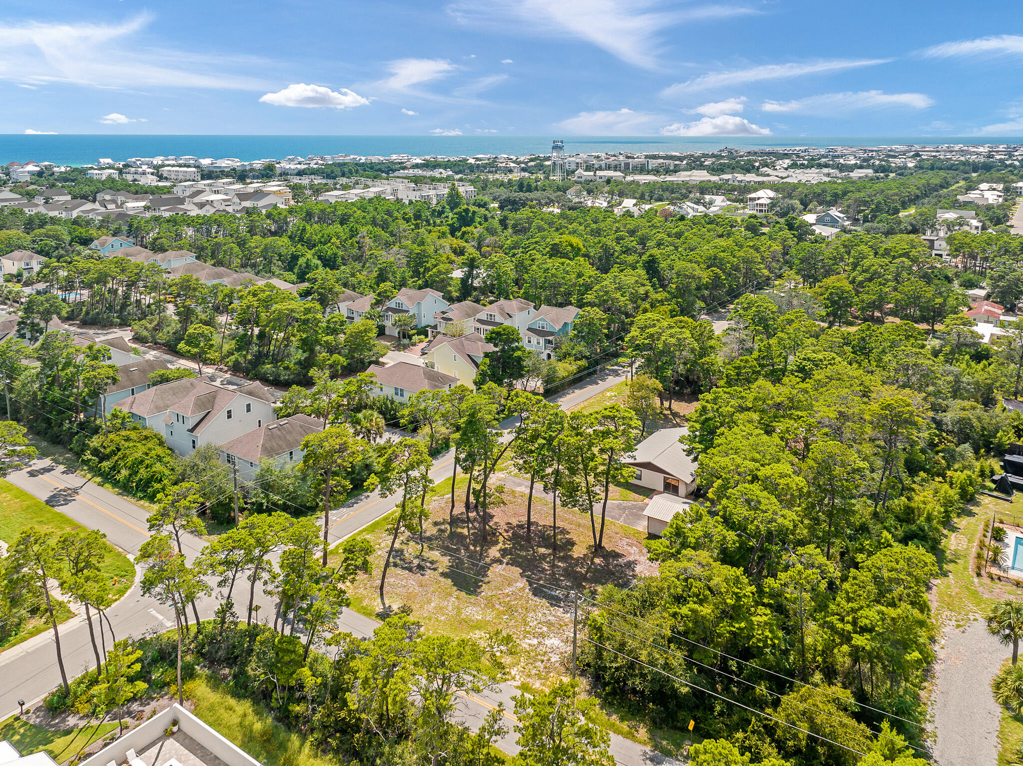 LAKE SHORE ESTATES - Residential