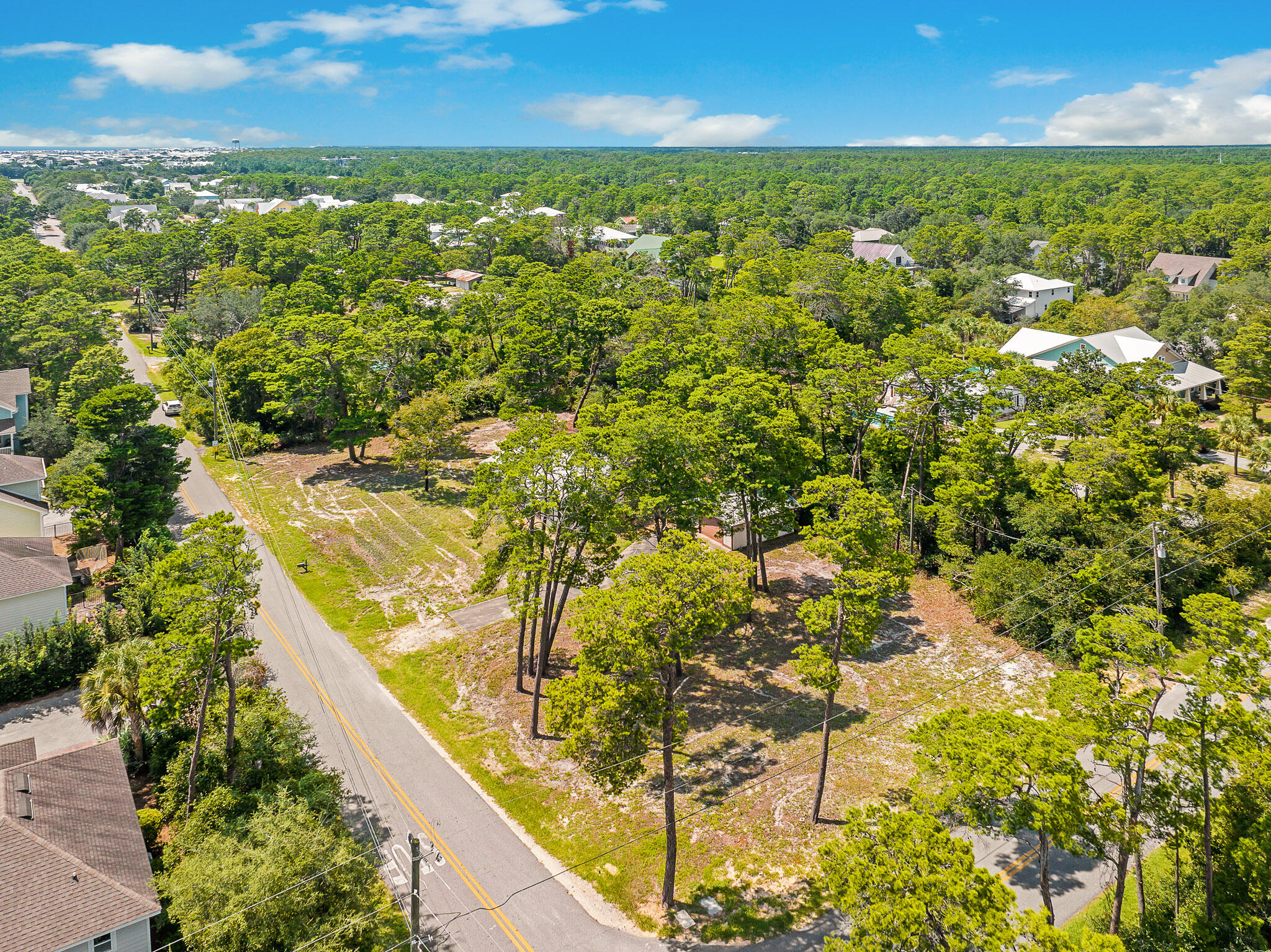 LAKE SHORE ESTATES - Residential