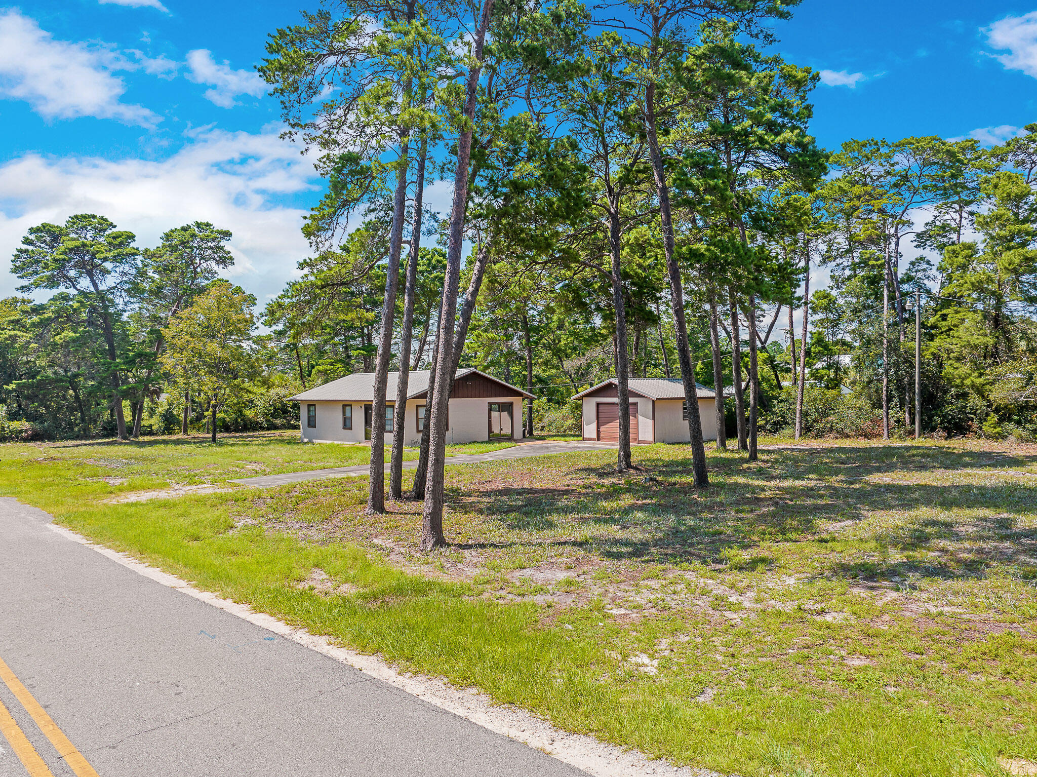 LAKE SHORE ESTATES - Residential