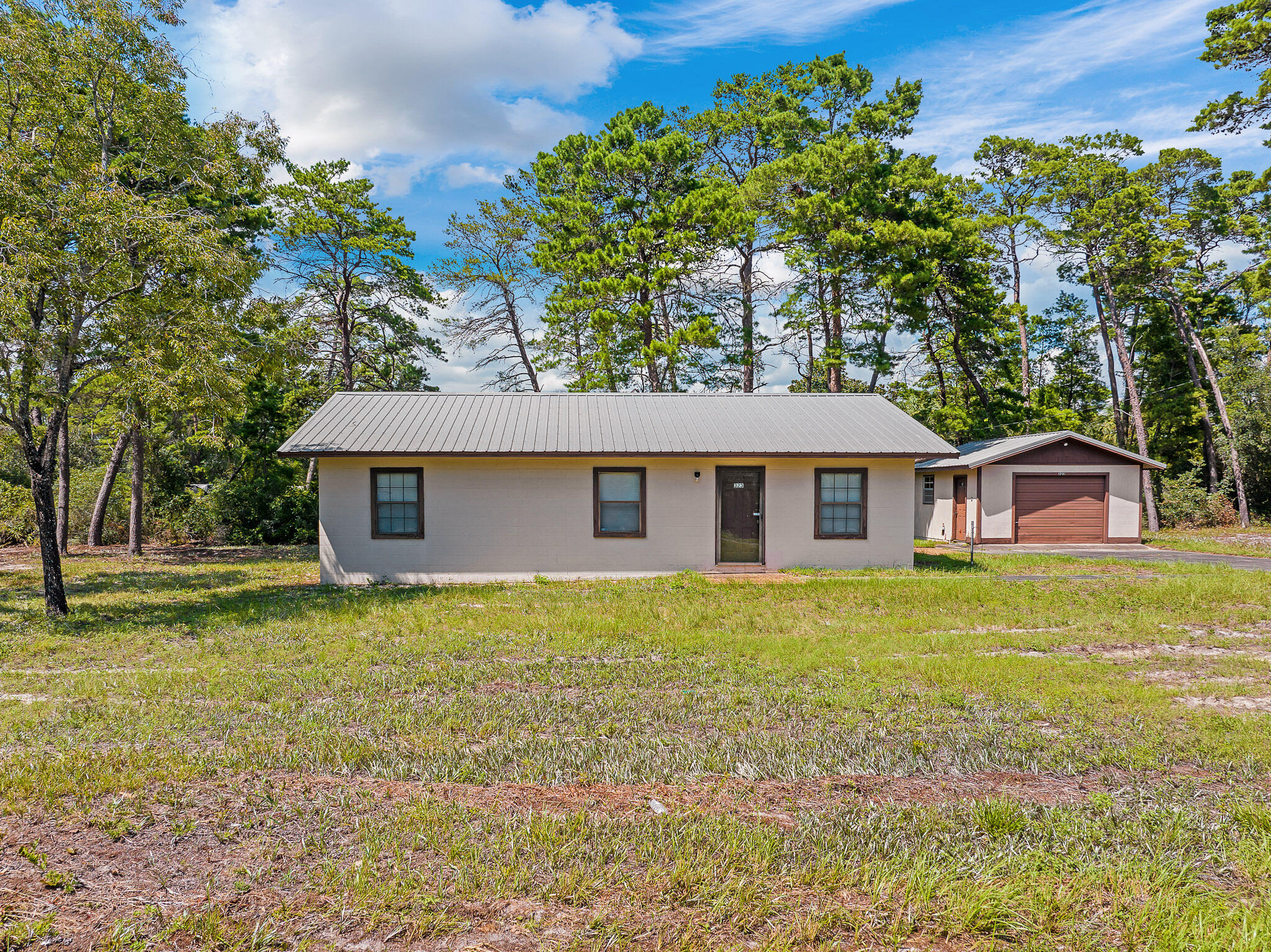 LAKE SHORE ESTATES - Residential