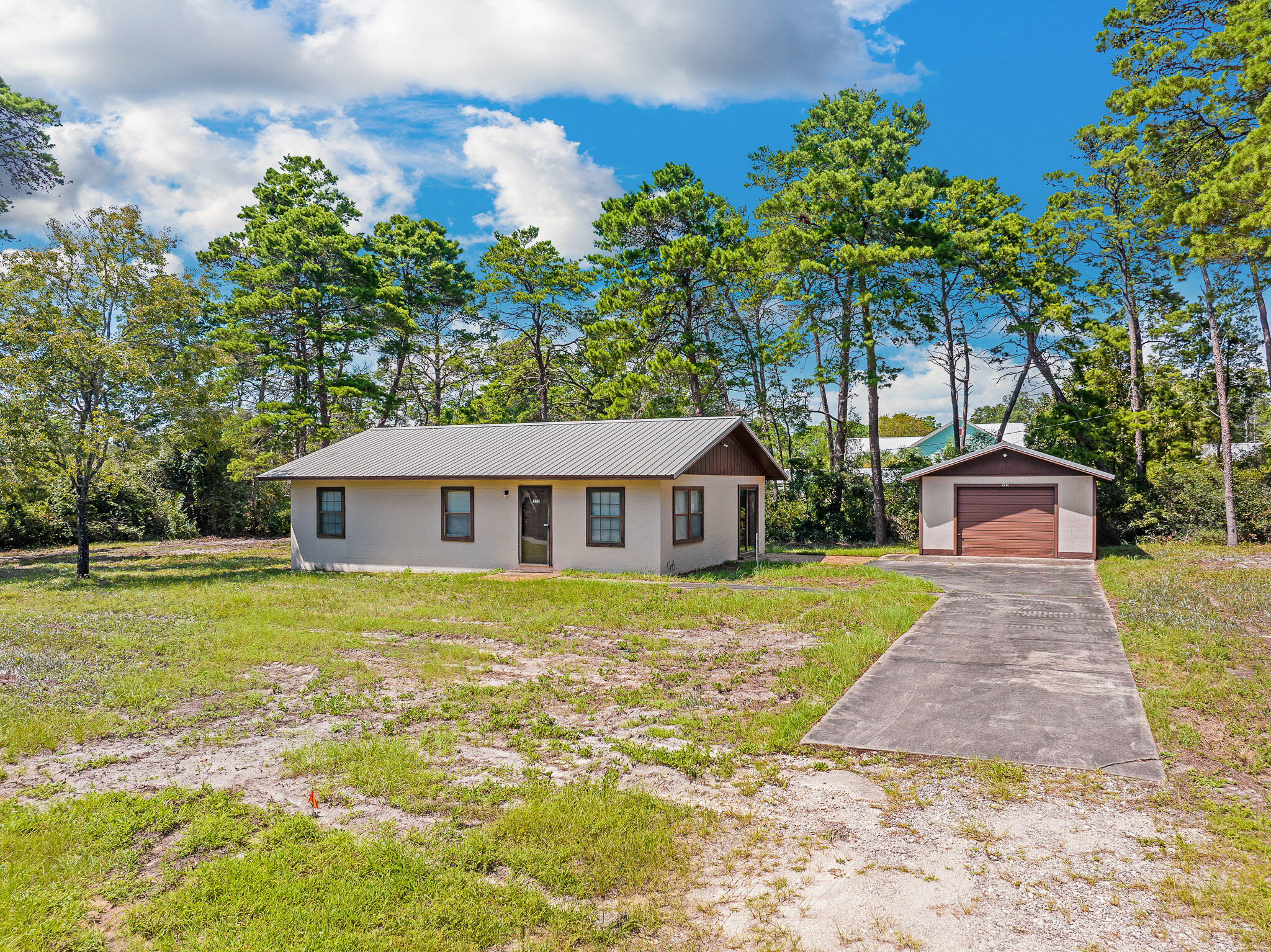 LAKE SHORE ESTATES - Residential
