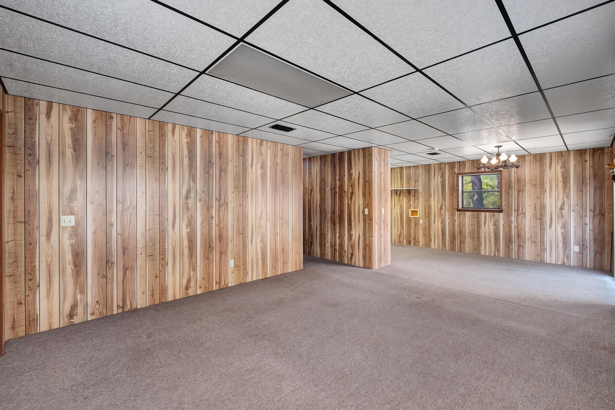 LAKE SHORE ESTATES - Residential