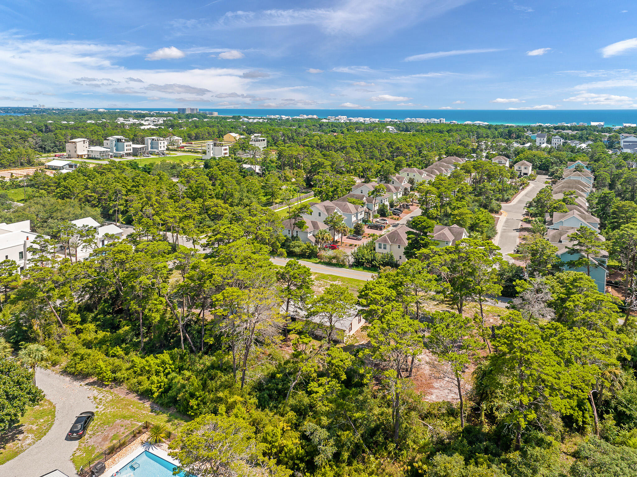 LAKE SHORE ESTATES - Residential