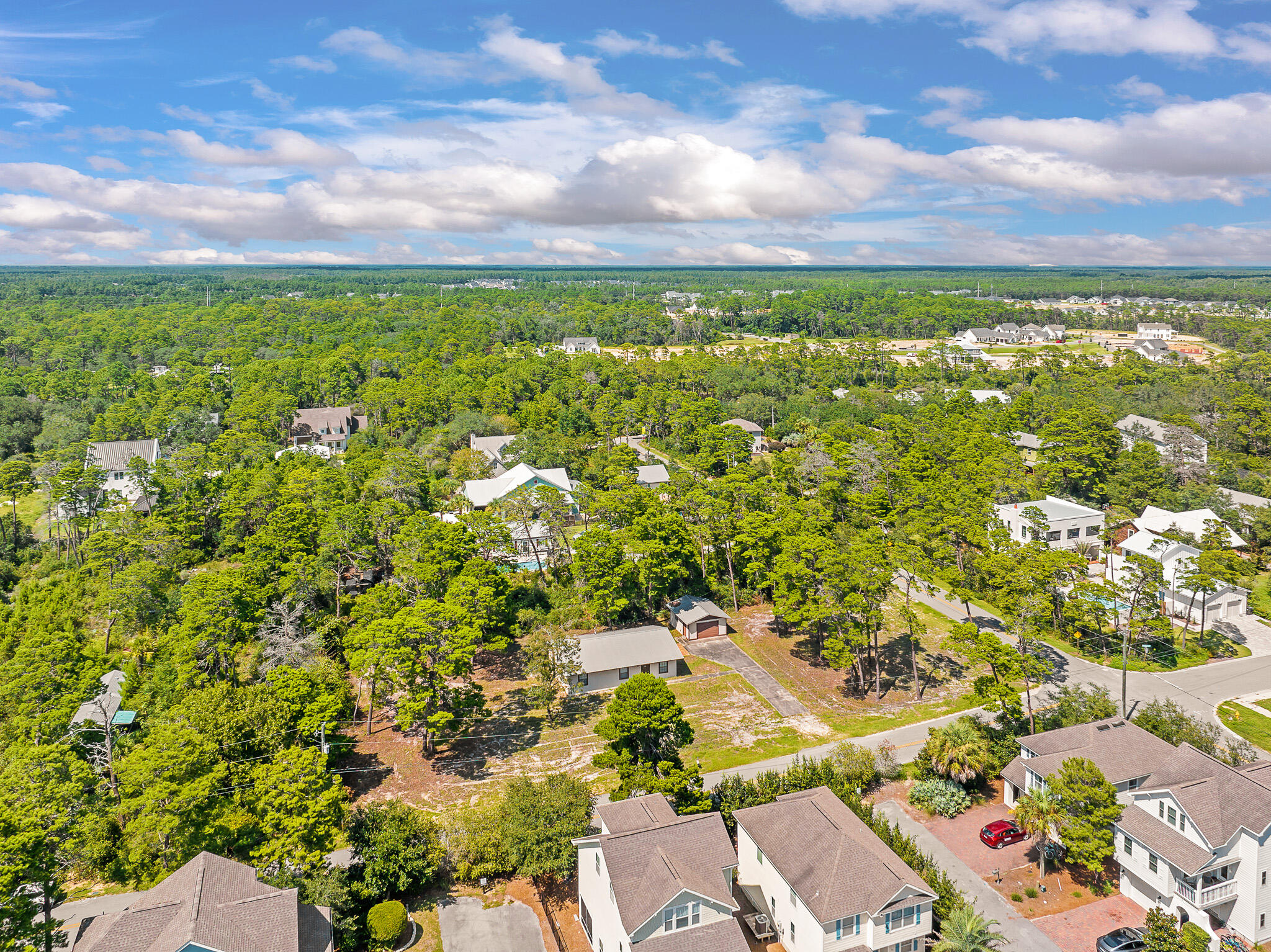 LAKE SHORE ESTATES - Residential