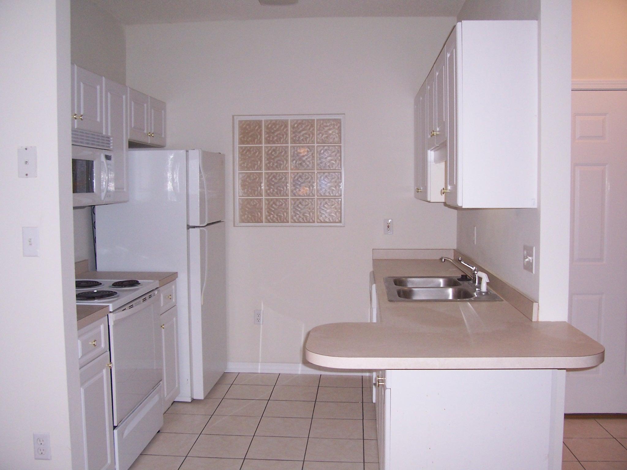 THE OAKS AT NICEVILLE - Residential Lease