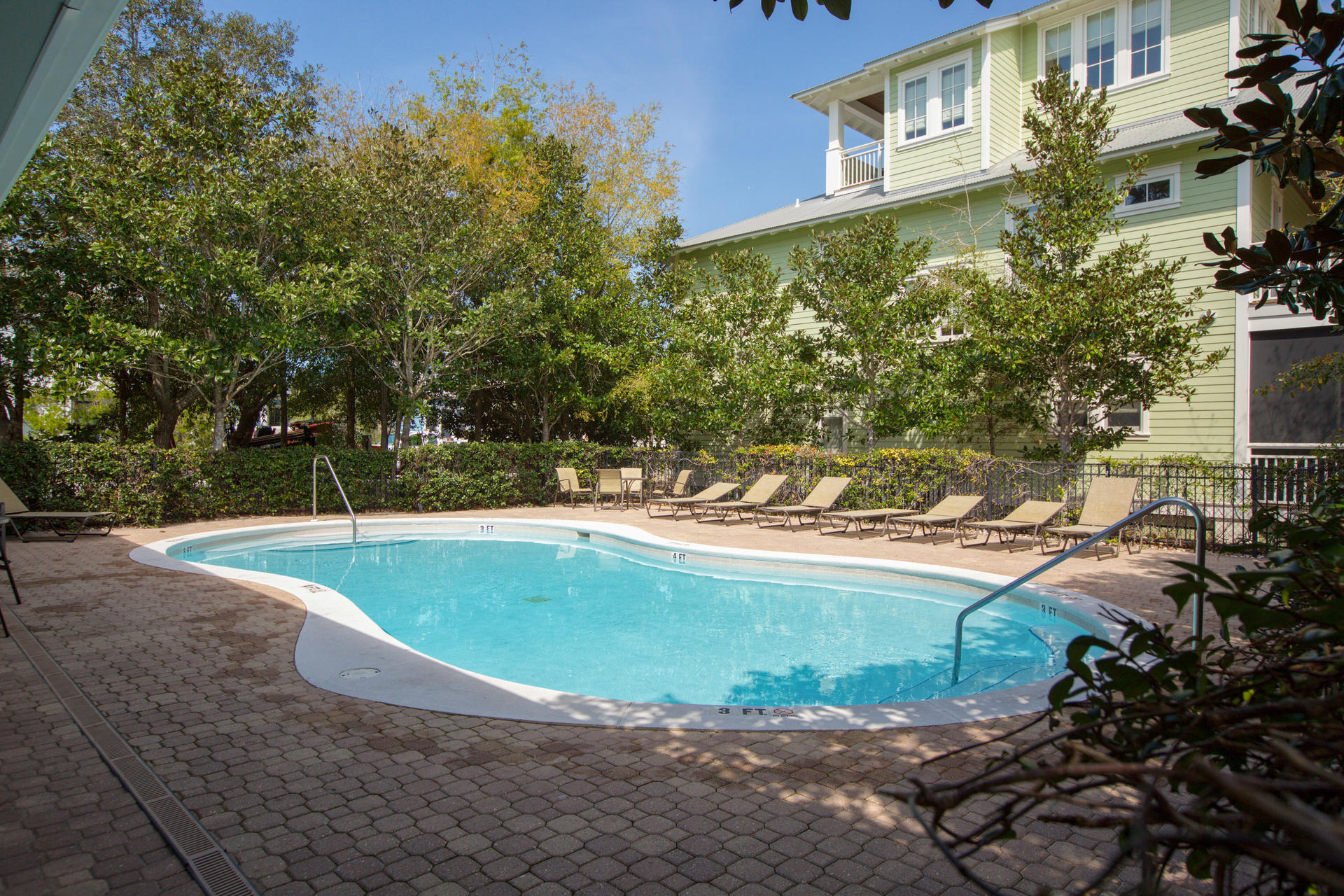 PRESERVE PLACE - Residential