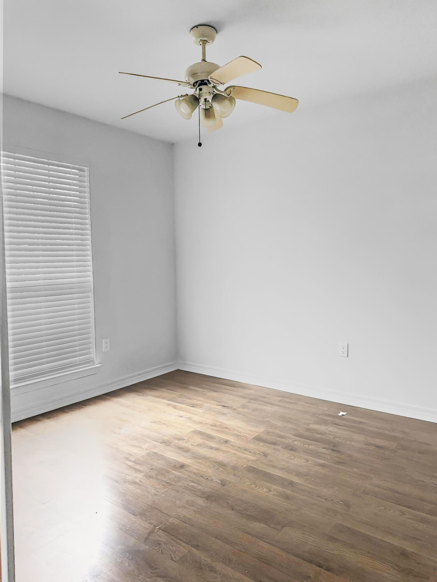 ESCADA - Residential Lease
