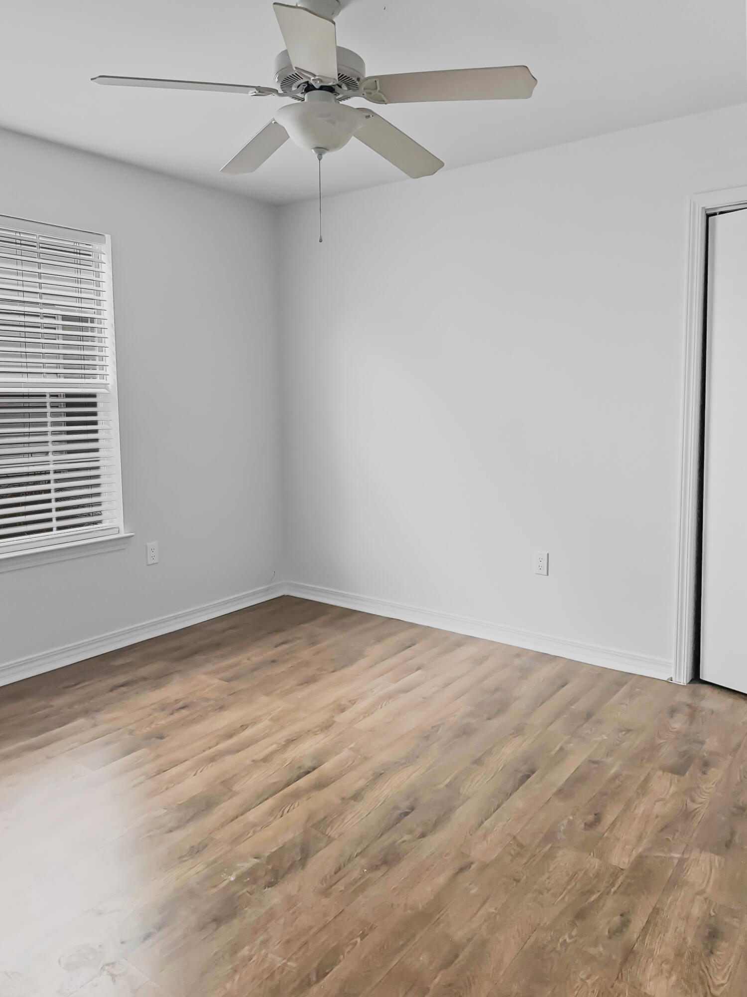ESCADA - Residential Lease