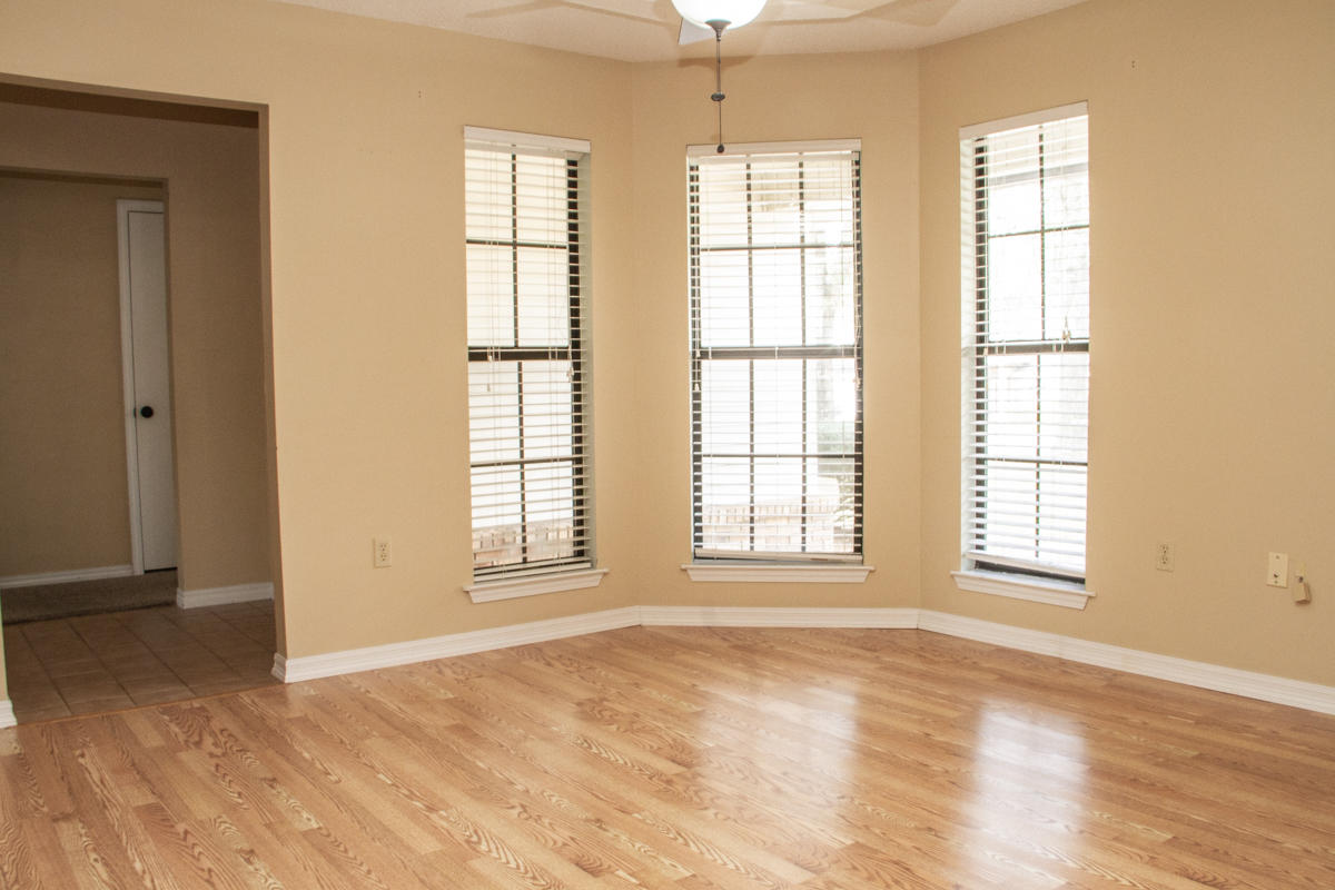 PLANTATION OAKS S/D - Residential Lease