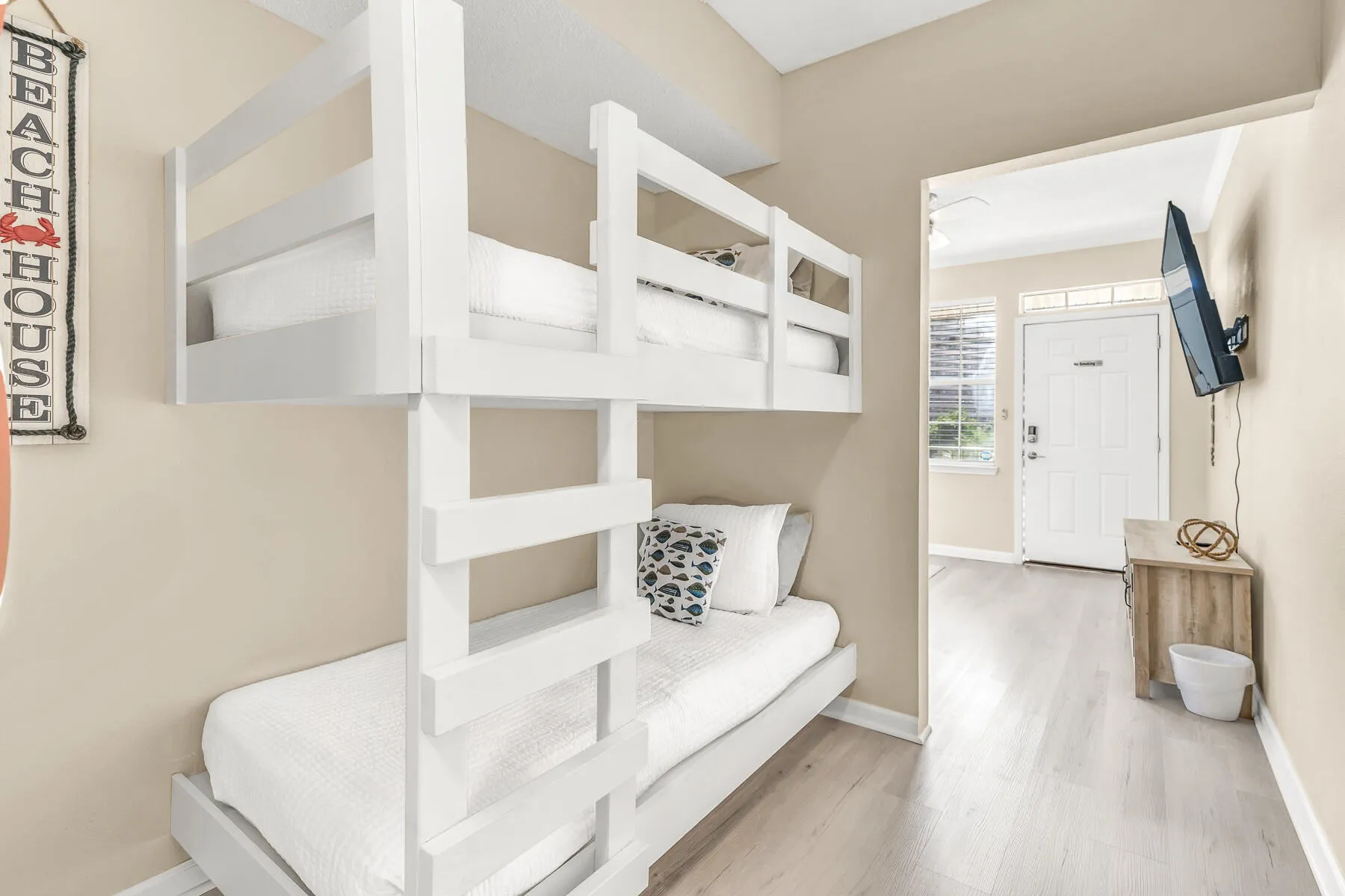 Miramar Beach, Florida 32550, United States, 2 Bedrooms Bedrooms, ,2 BathroomsBathrooms,Residential,Pending,123828