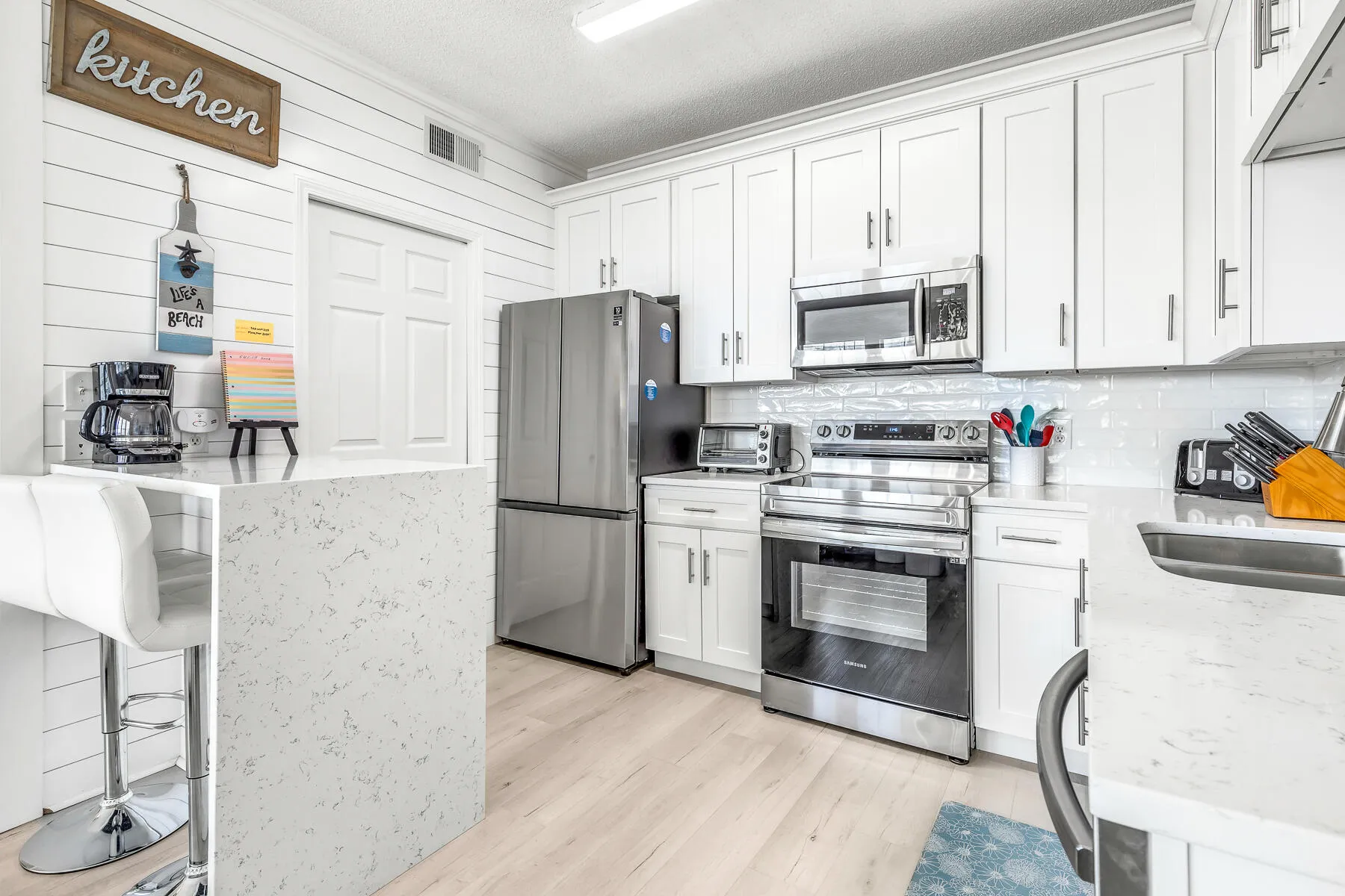 Miramar Beach, Florida 32550, United States, 2 Bedrooms Bedrooms, ,2 BathroomsBathrooms,Residential,Pending,123828