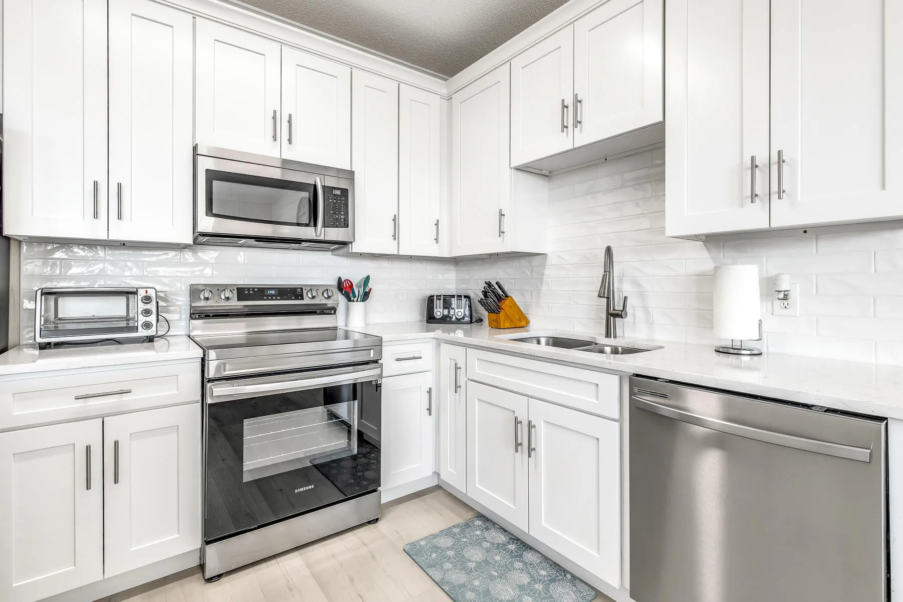 Miramar Beach, Florida 32550, United States, 2 Bedrooms Bedrooms, ,2 BathroomsBathrooms,Residential,Pending,123828