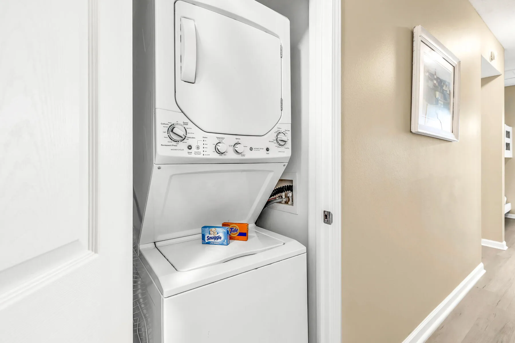 Miramar Beach, Florida 32550, United States, 2 Bedrooms Bedrooms, ,2 BathroomsBathrooms,Residential,Pending,123828