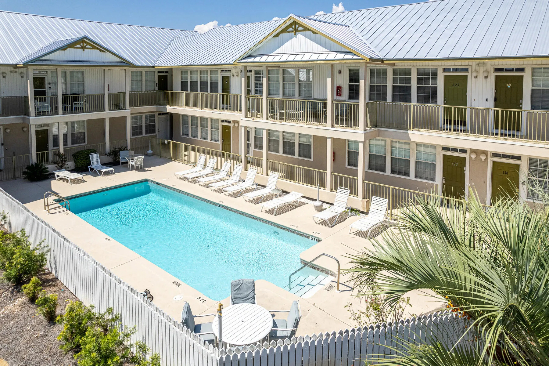 Miramar Beach, Florida 32550, United States, 2 Bedrooms Bedrooms, ,2 BathroomsBathrooms,Residential,Pending,123828