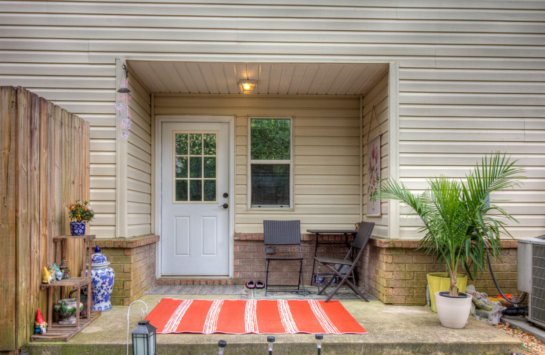 SHAY LIN T/H - Residential