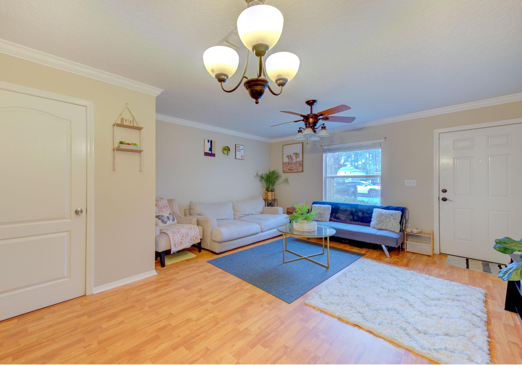 SHAY LIN T/H - Residential