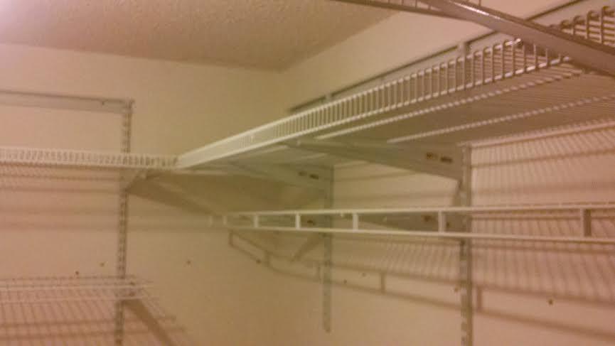 LAKE CHARLESTON - Residential