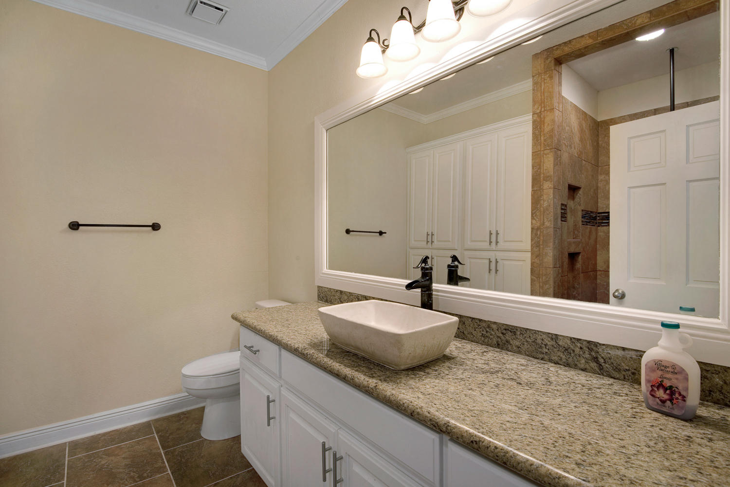 LAKE CHARLENE - Residential