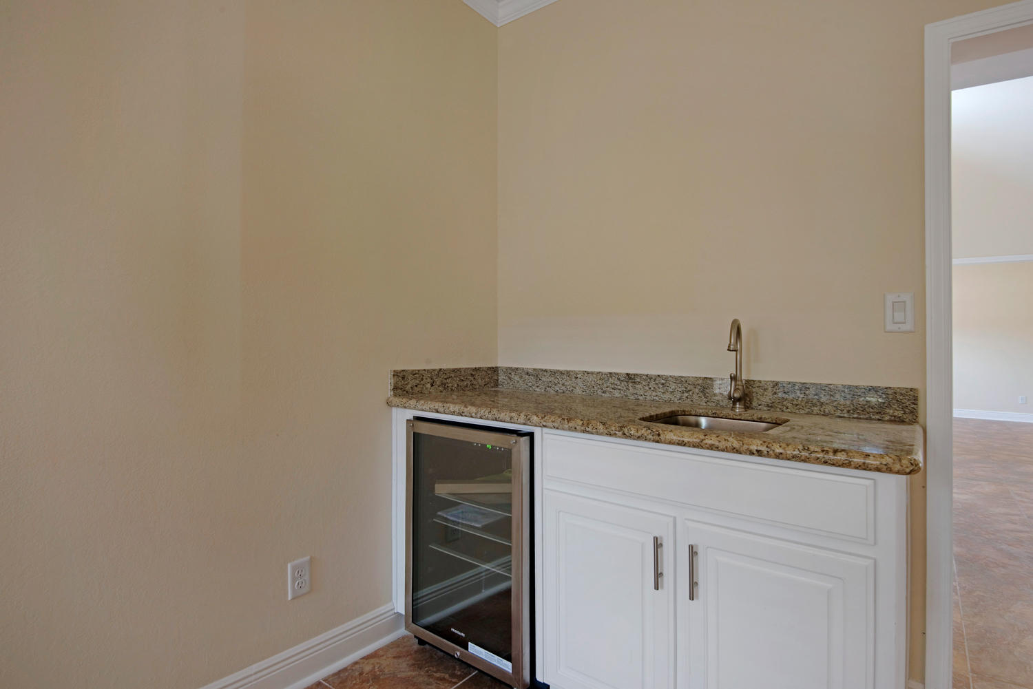 LAKE CHARLENE - Residential