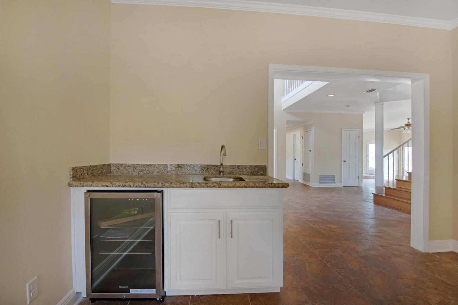 LAKE CHARLENE - Residential