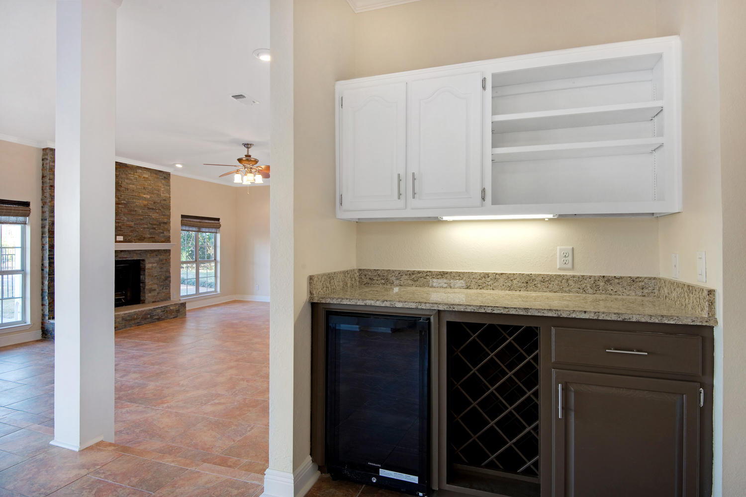 LAKE CHARLENE - Residential