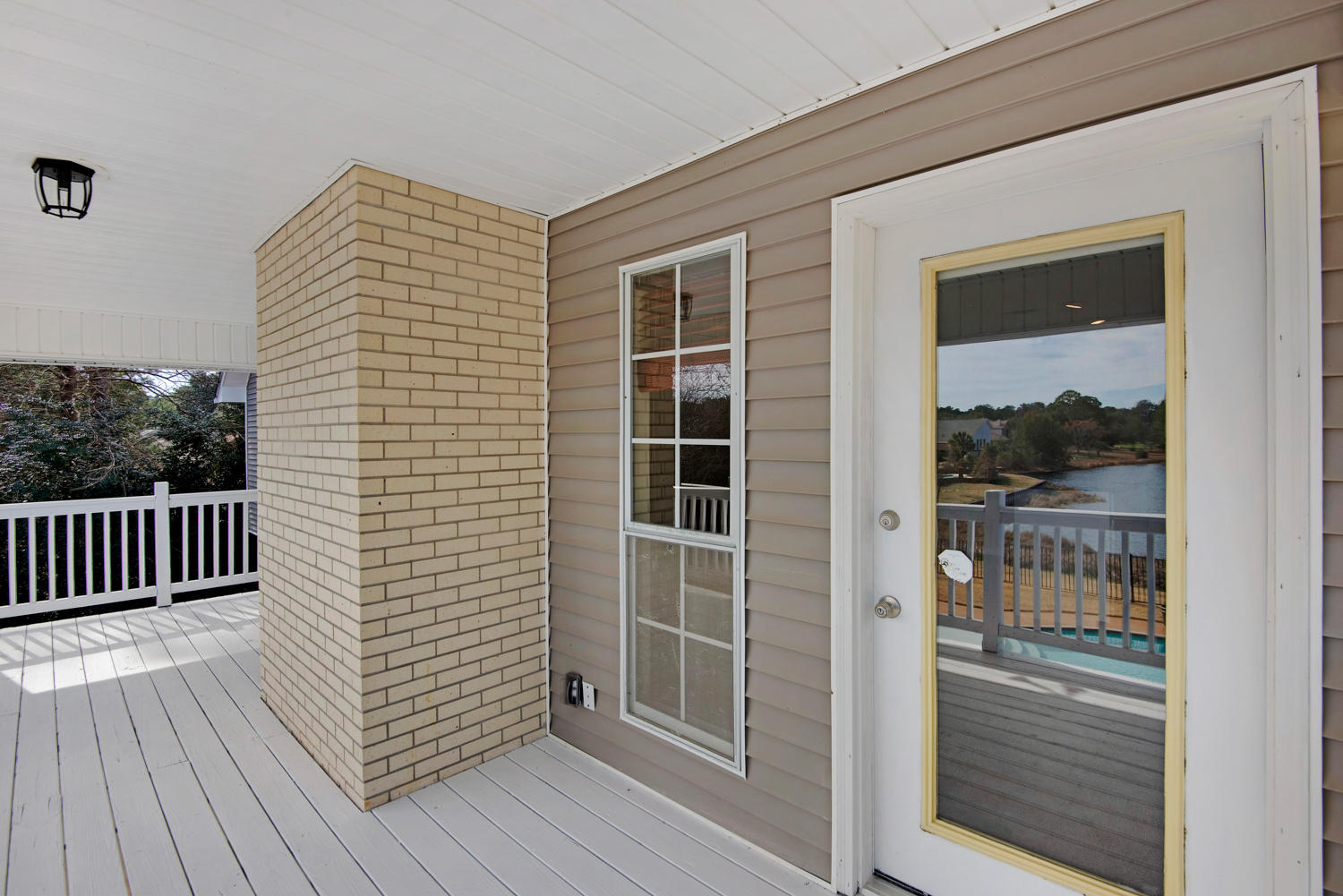 LAKE CHARLENE - Residential