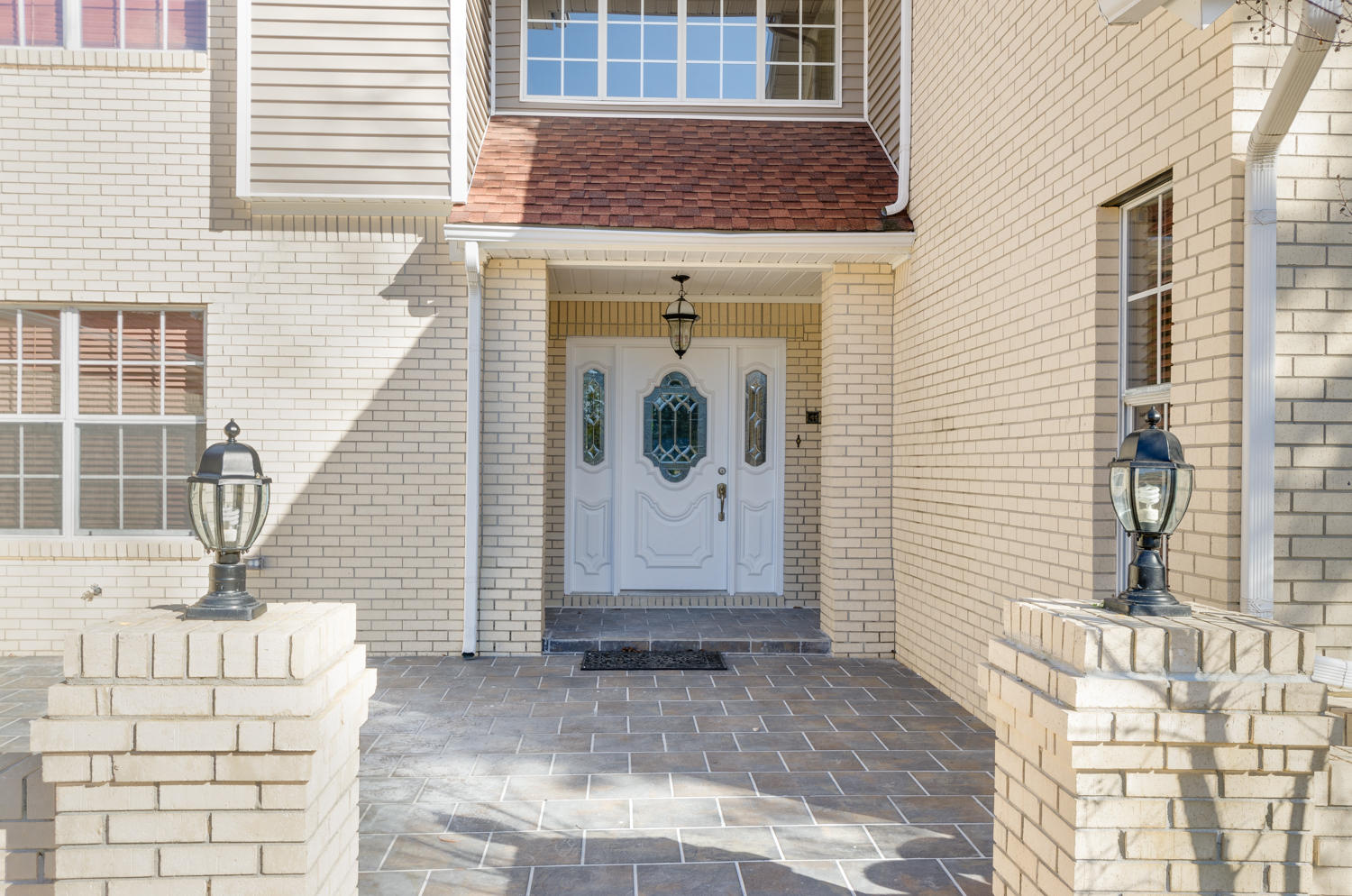 LAKE CHARLENE - Residential