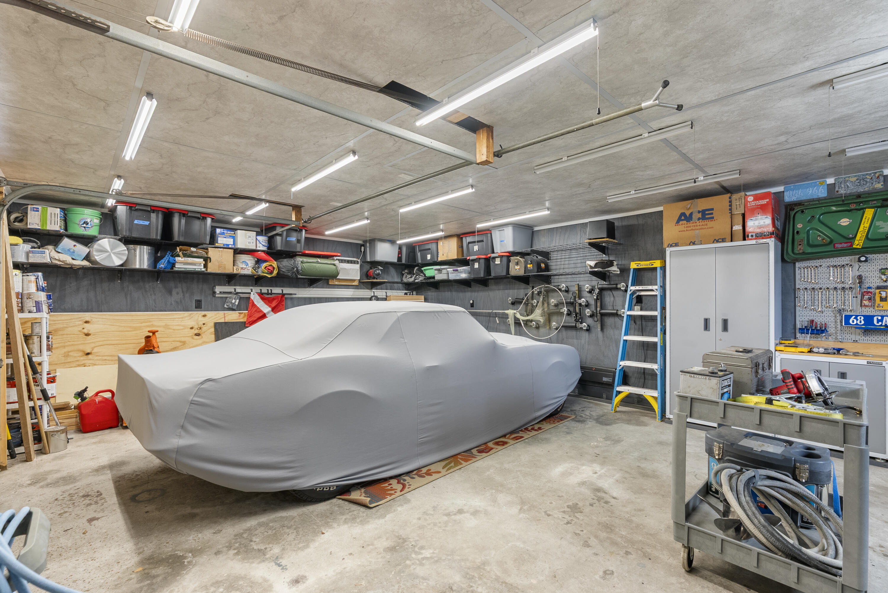 OXFORD PLACE UNIT 2 - Residential