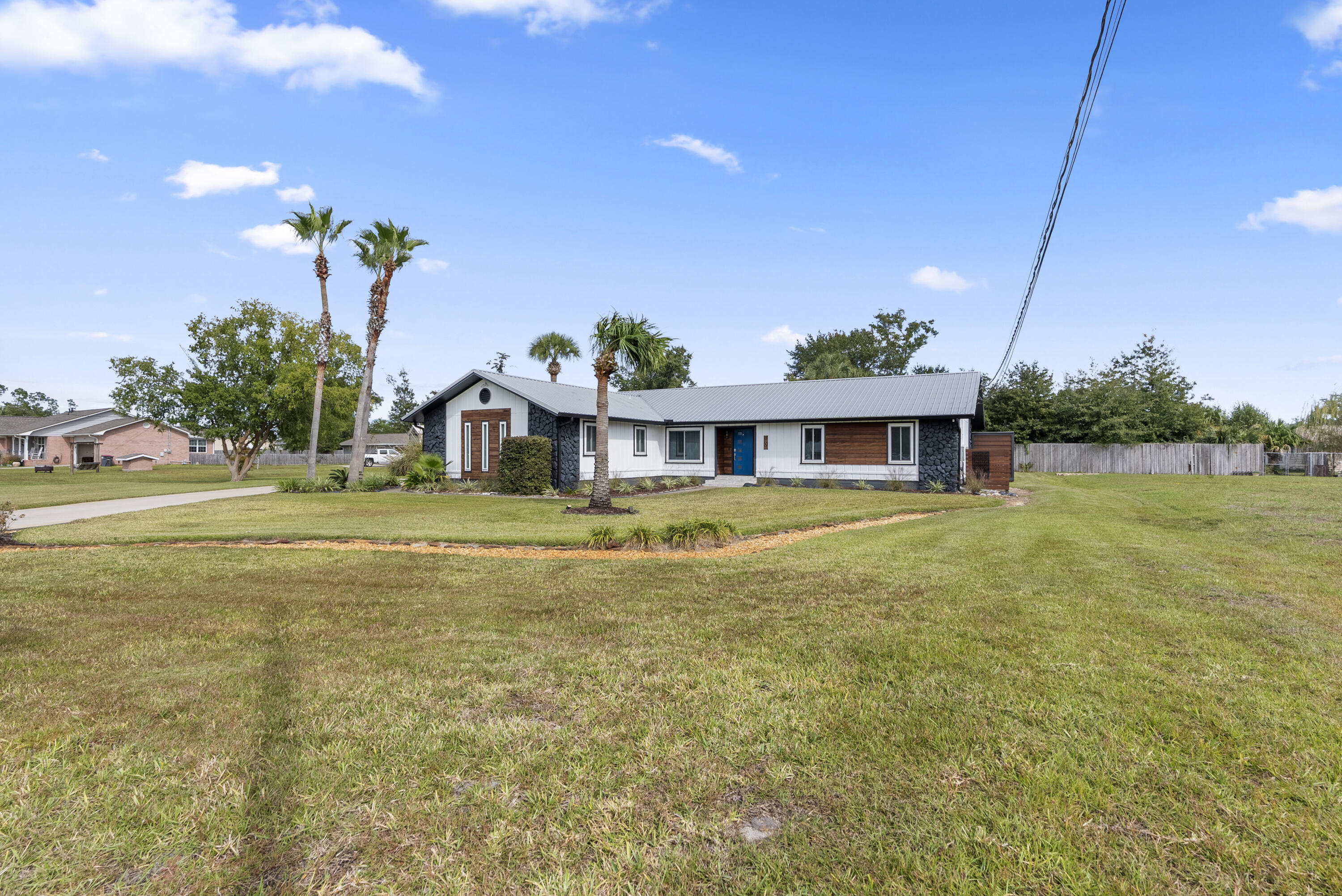 OXFORD PLACE UNIT 2 - Residential