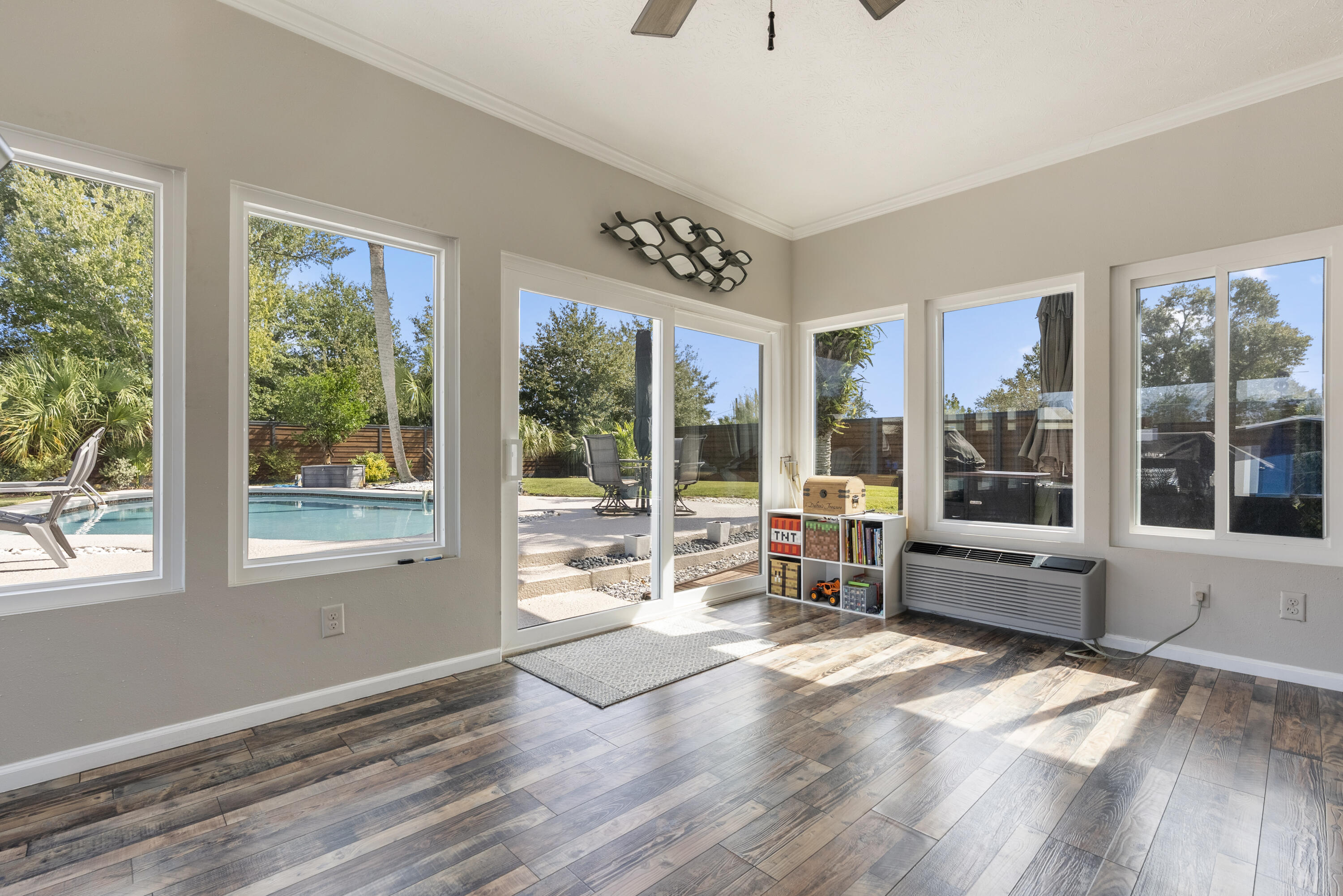 OXFORD PLACE UNIT 2 - Residential