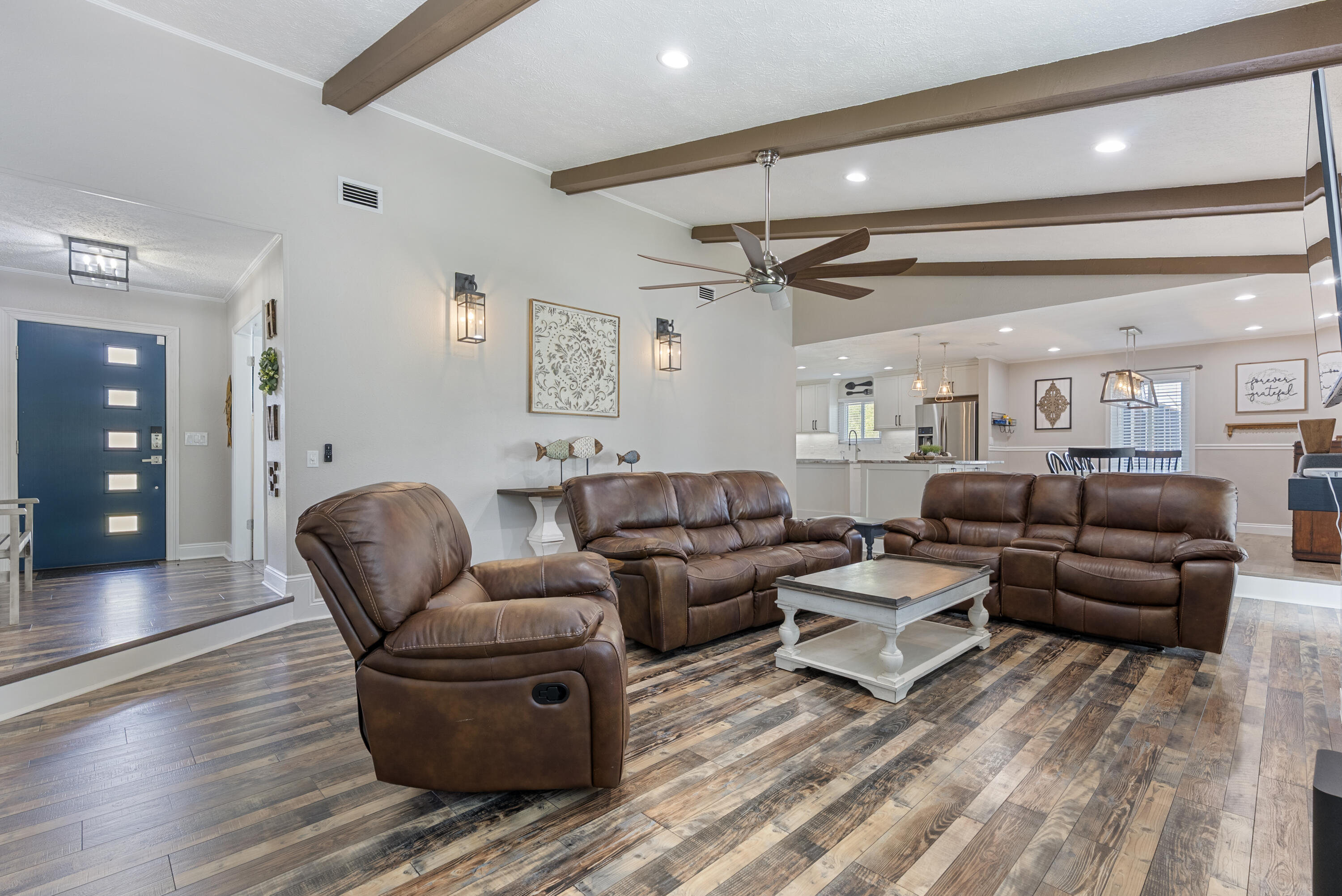 OXFORD PLACE UNIT 2 - Residential