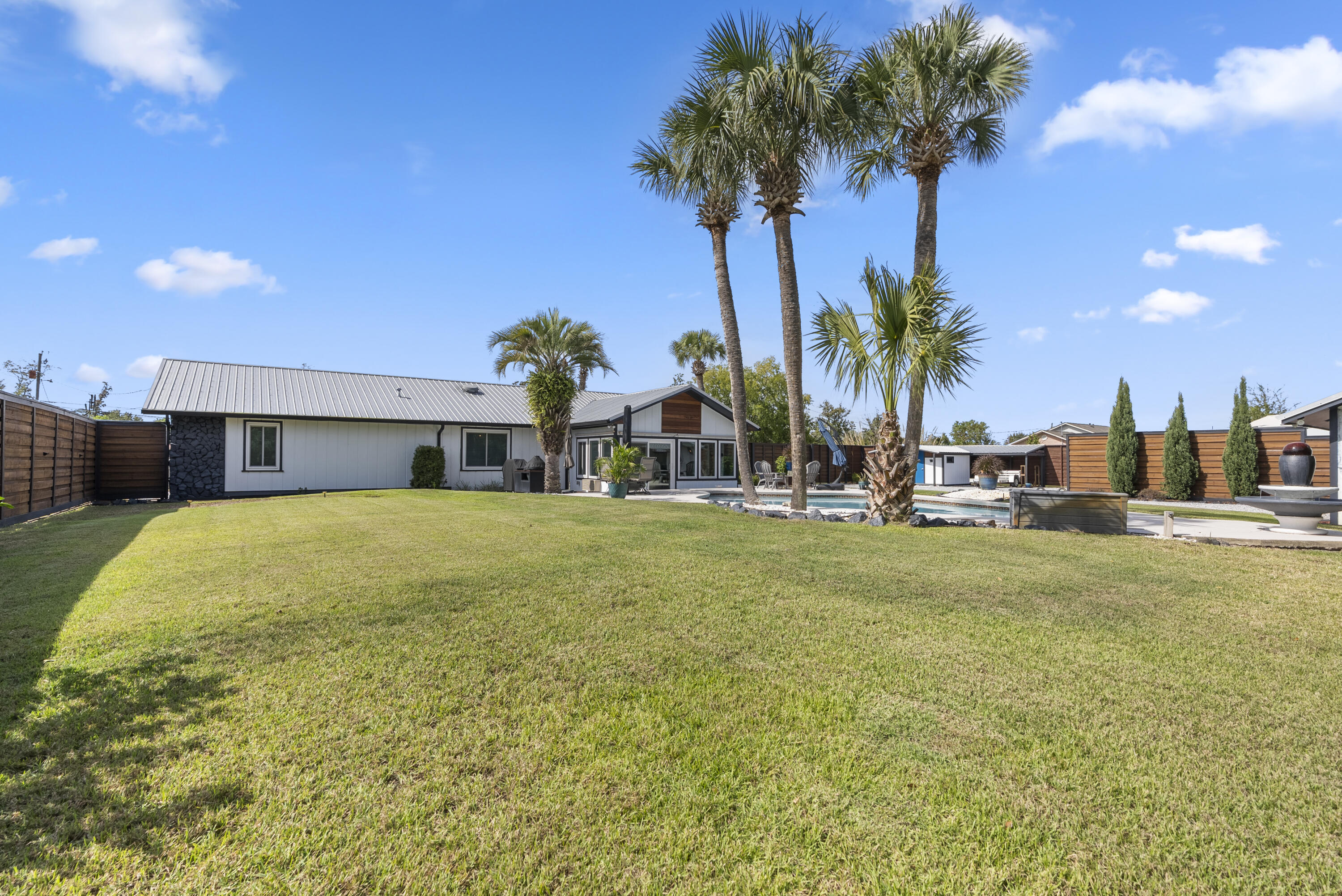 OXFORD PLACE UNIT 2 - Residential