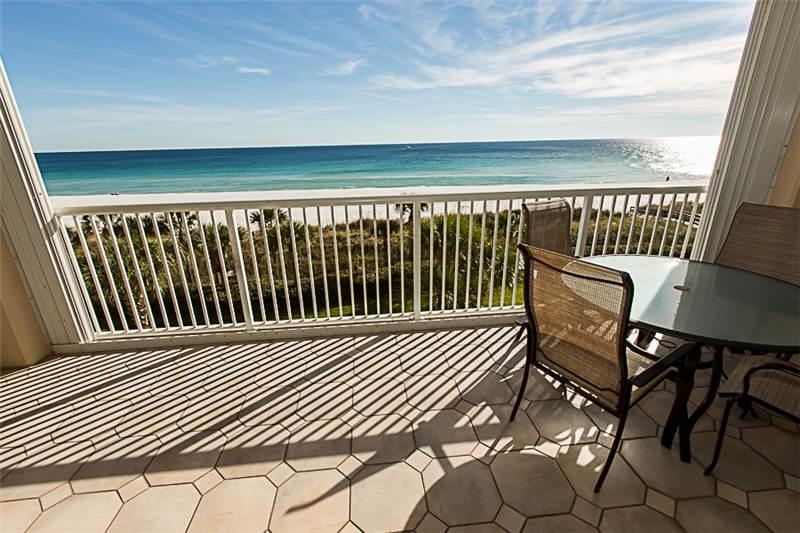 OCEANIA CONDO - Residential