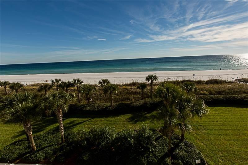 OCEANIA CONDO - Residential