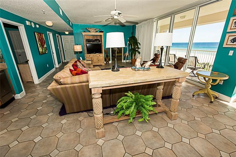 OCEANIA CONDO - Residential