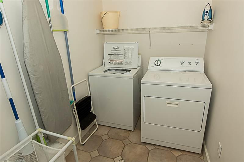 OCEANIA CONDO - Residential